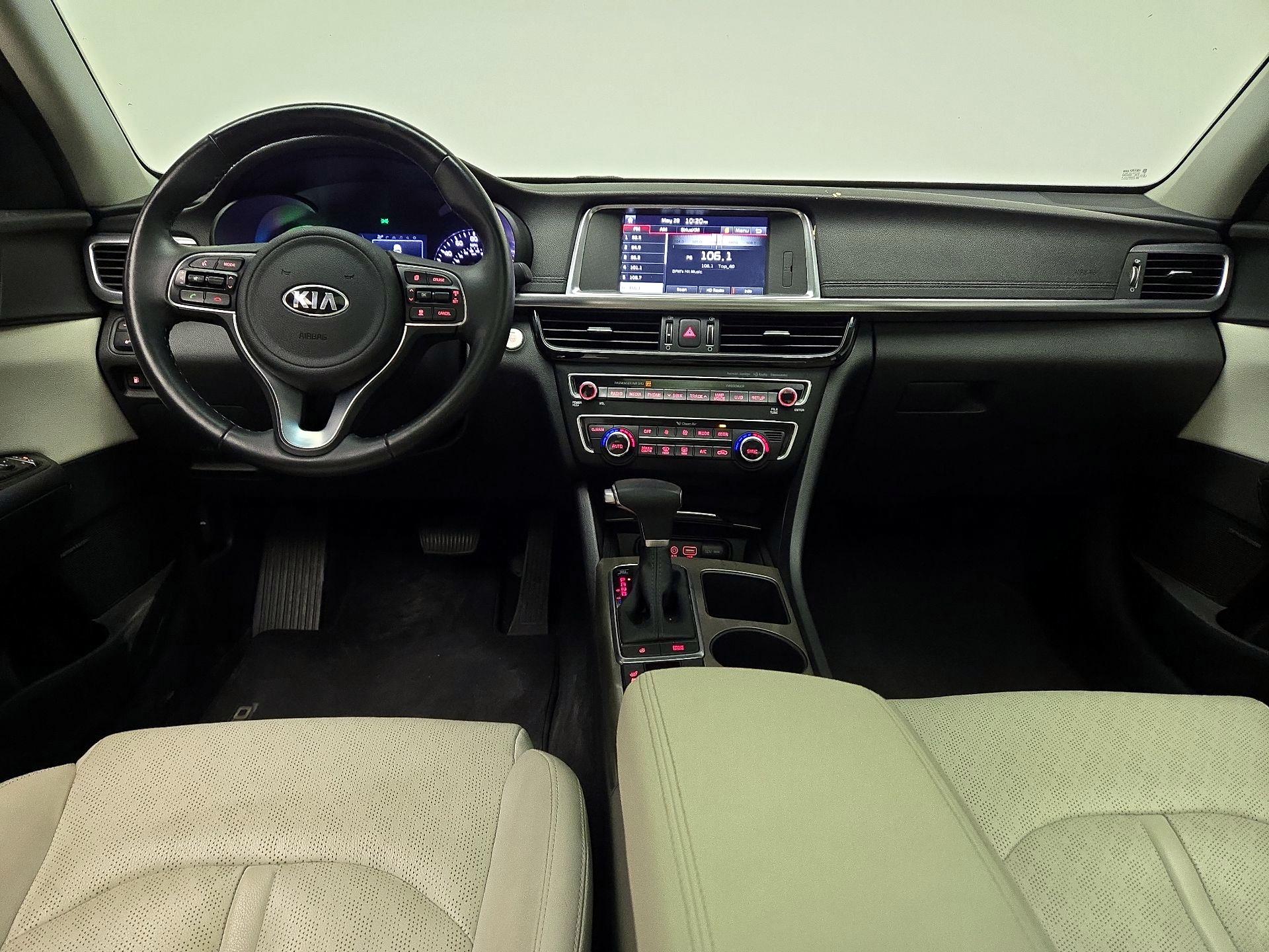 Thumbnail: 2017 Kia Optima - 9