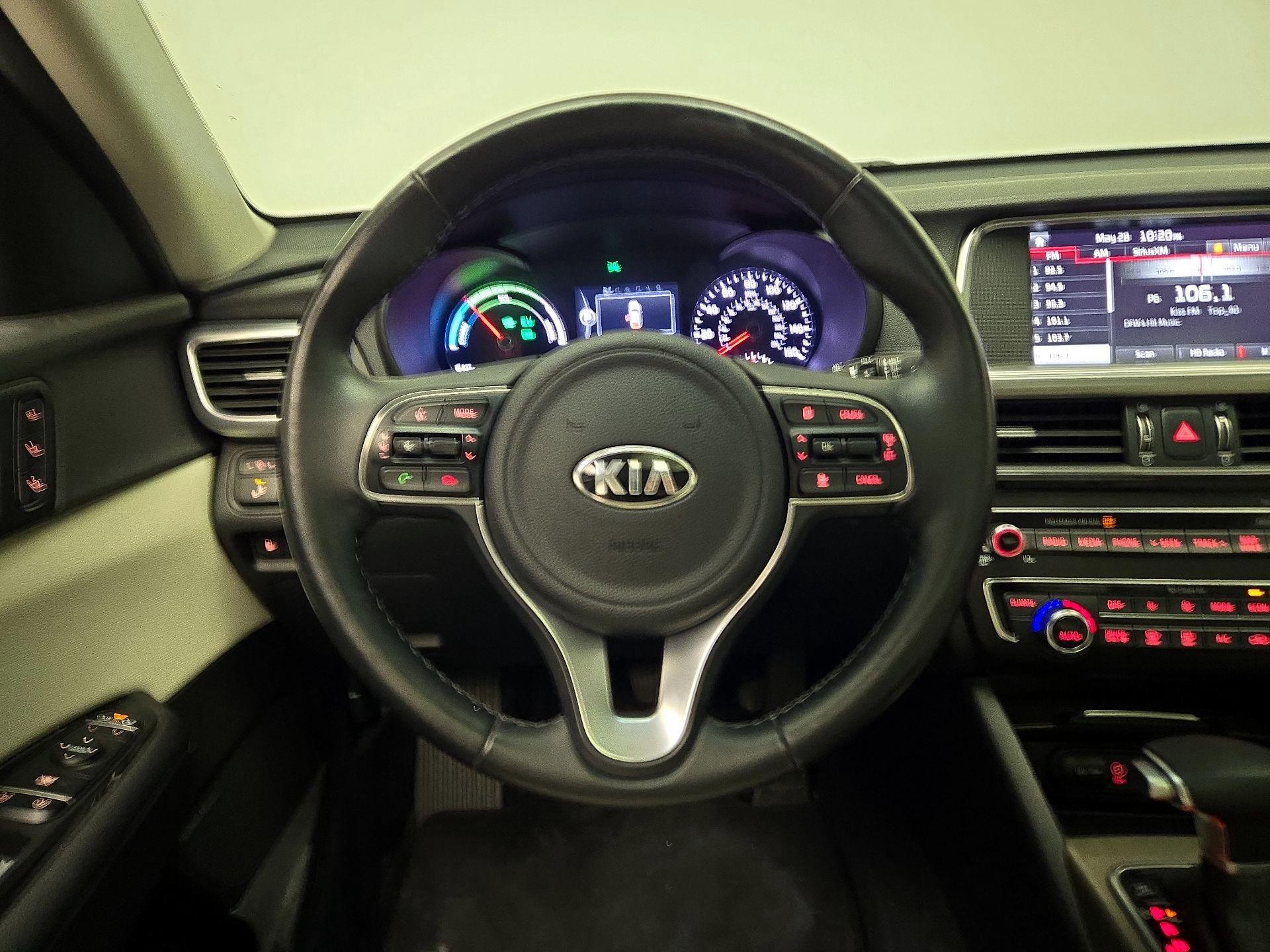 Thumbnail: 2017 Kia Optima - 10