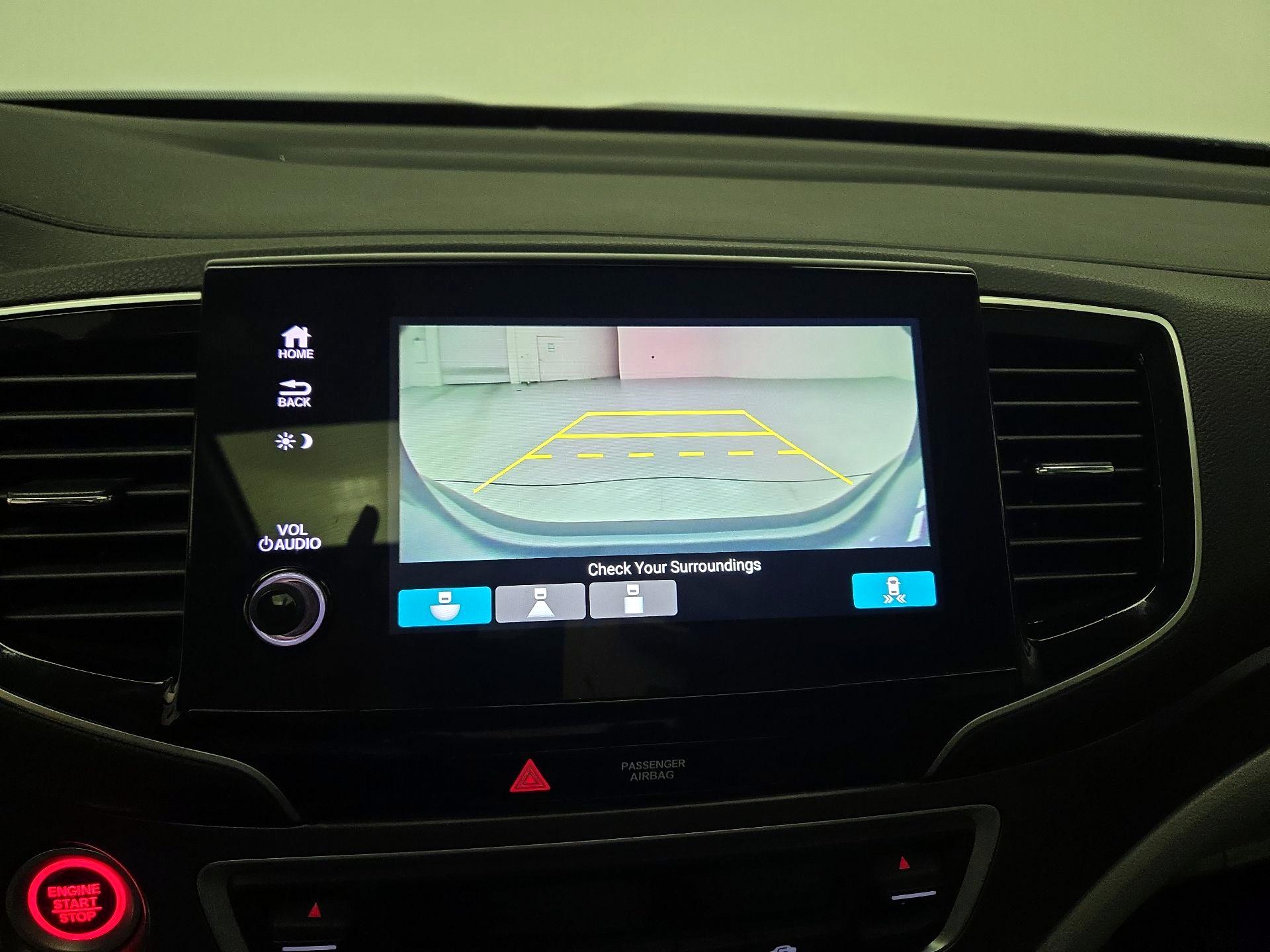 Thumbnail: 2020 Honda Pilot - 14