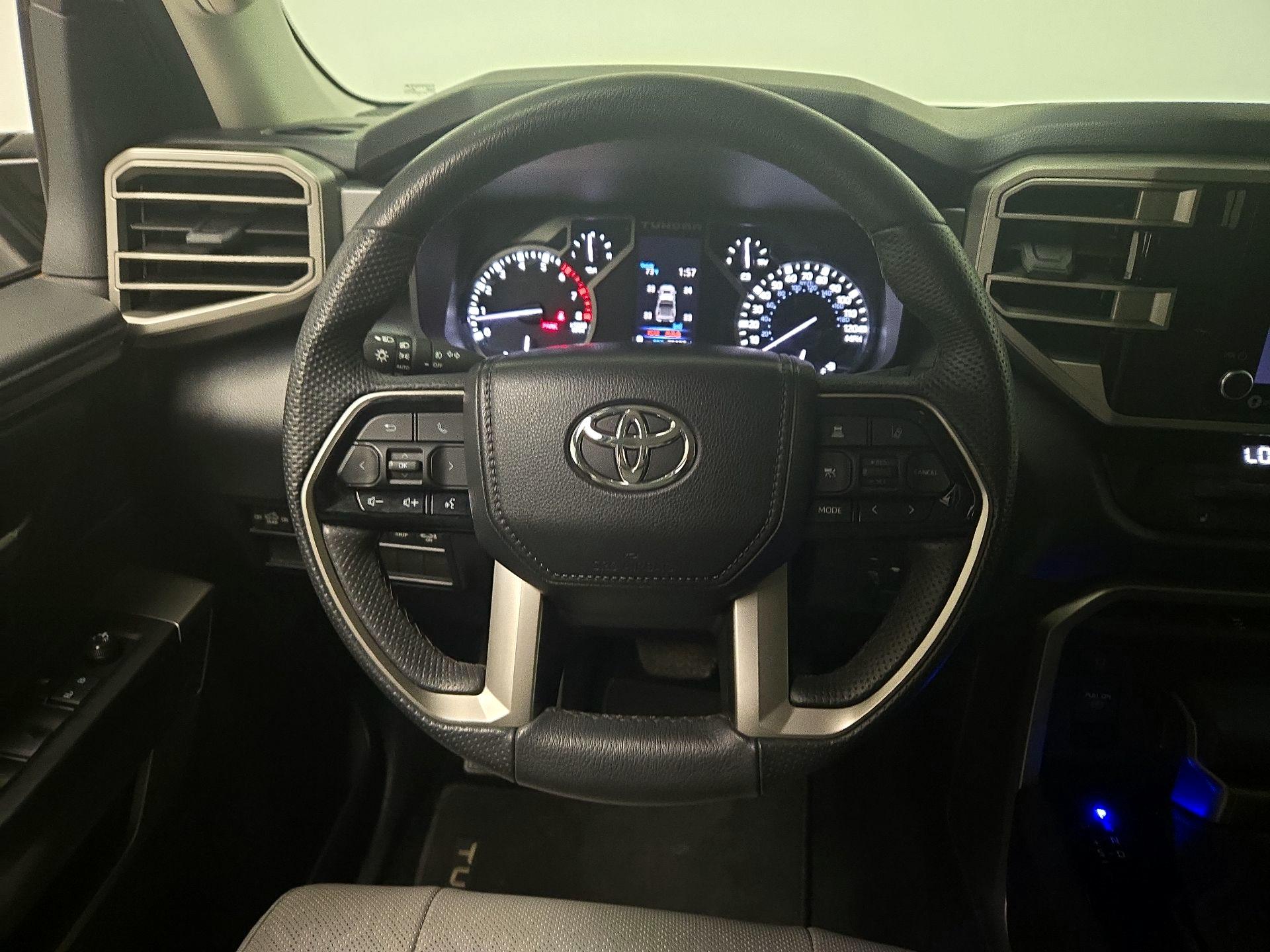 Thumbnail: 2024 Toyota Tundra - 10