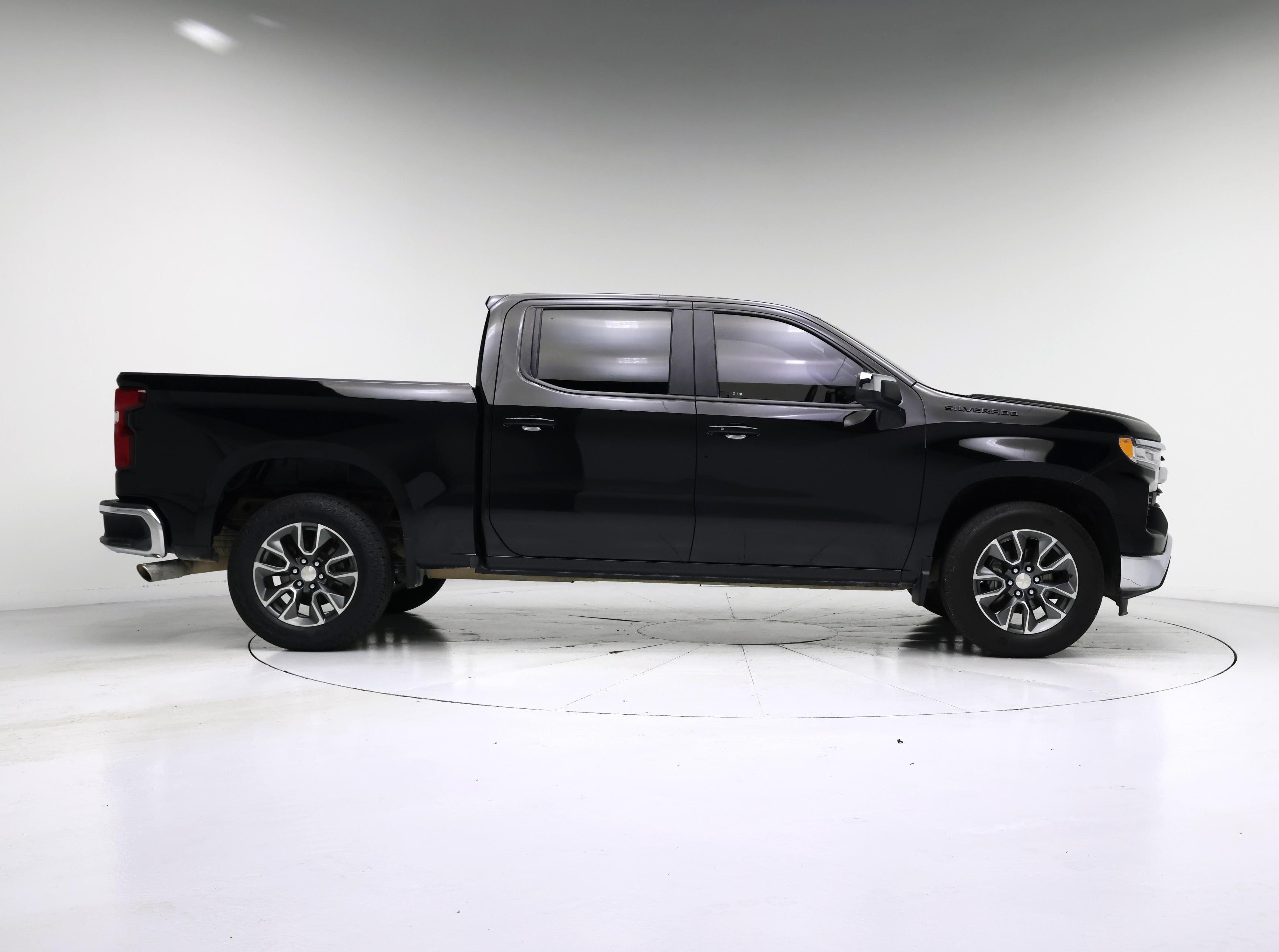 Thumbnail: 2023 Chevrolet Silverado 1500 - 7