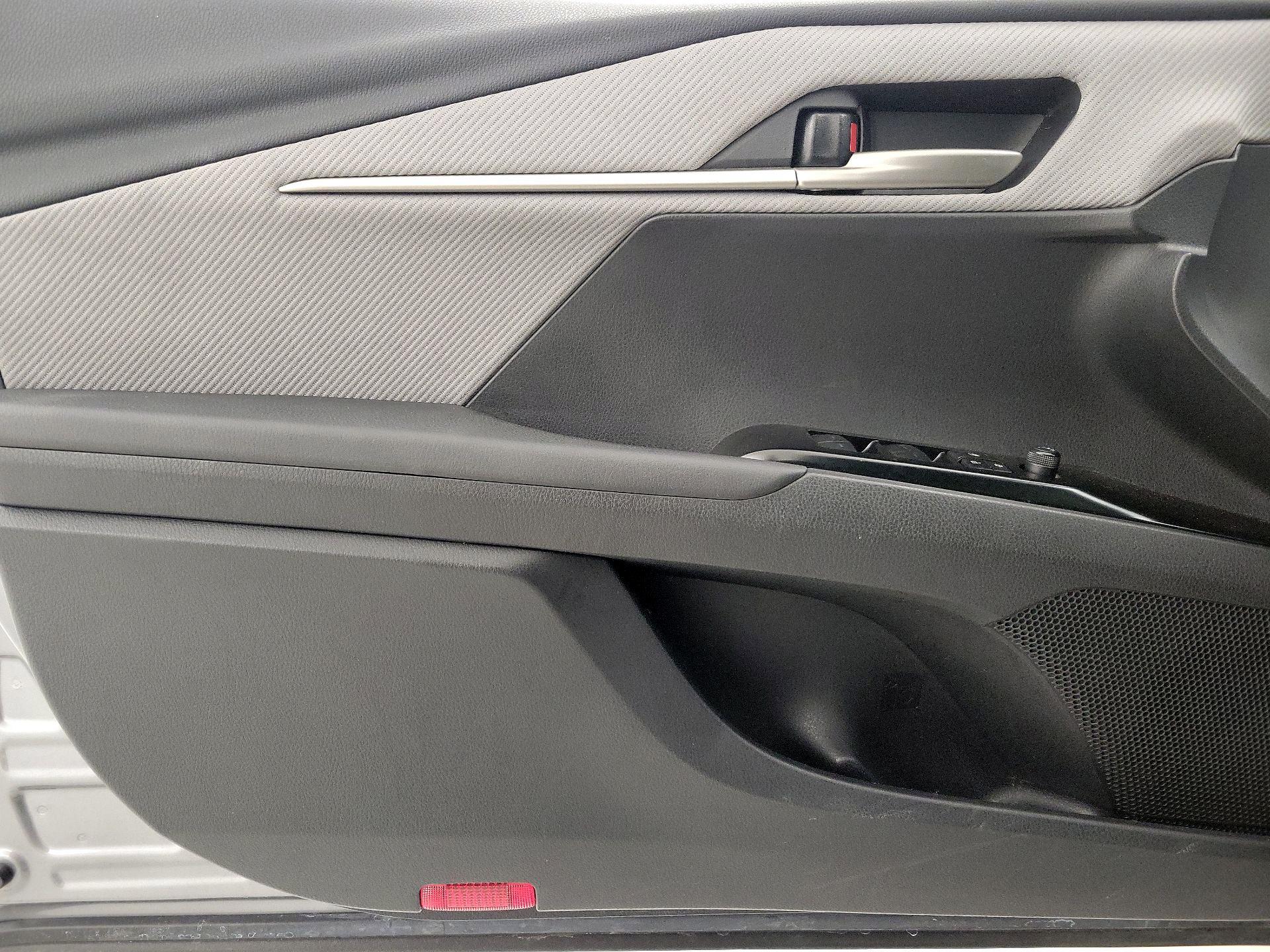 Thumbnail: 2025 Toyota Camry - 12