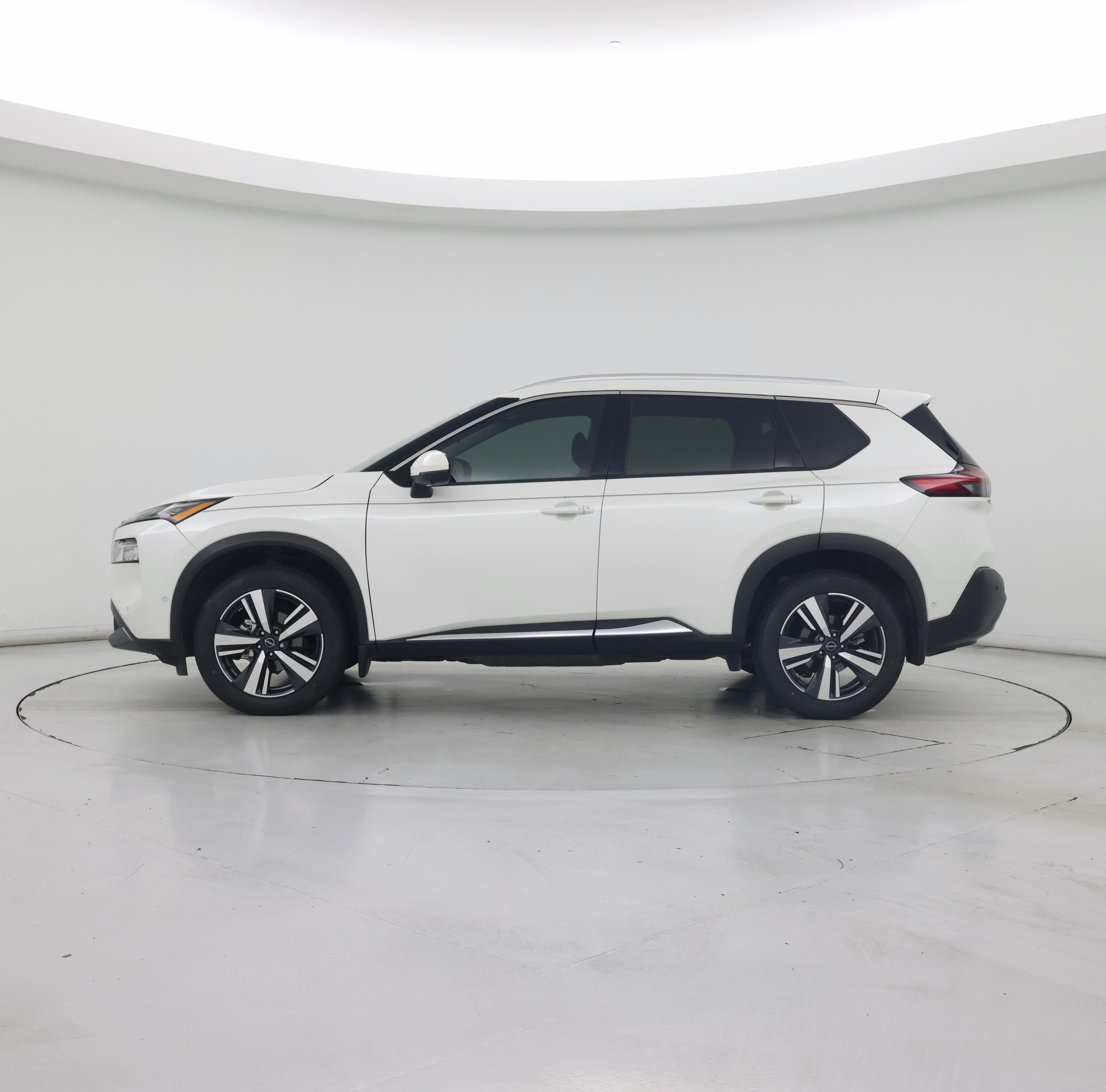 Thumbnail: 2023 Nissan Rogue - 3