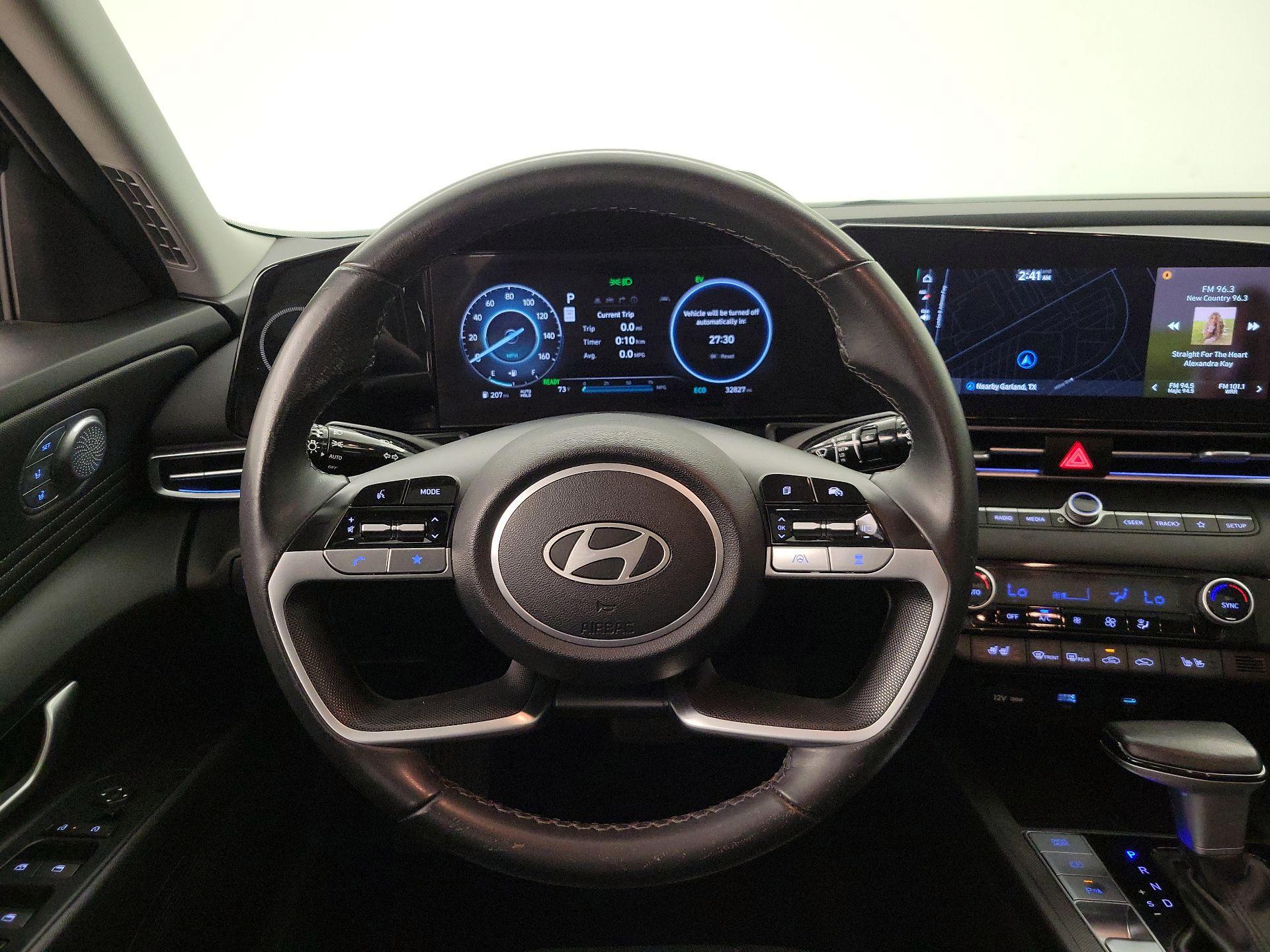 Thumbnail: 2024 Hyundai Elantra - 10