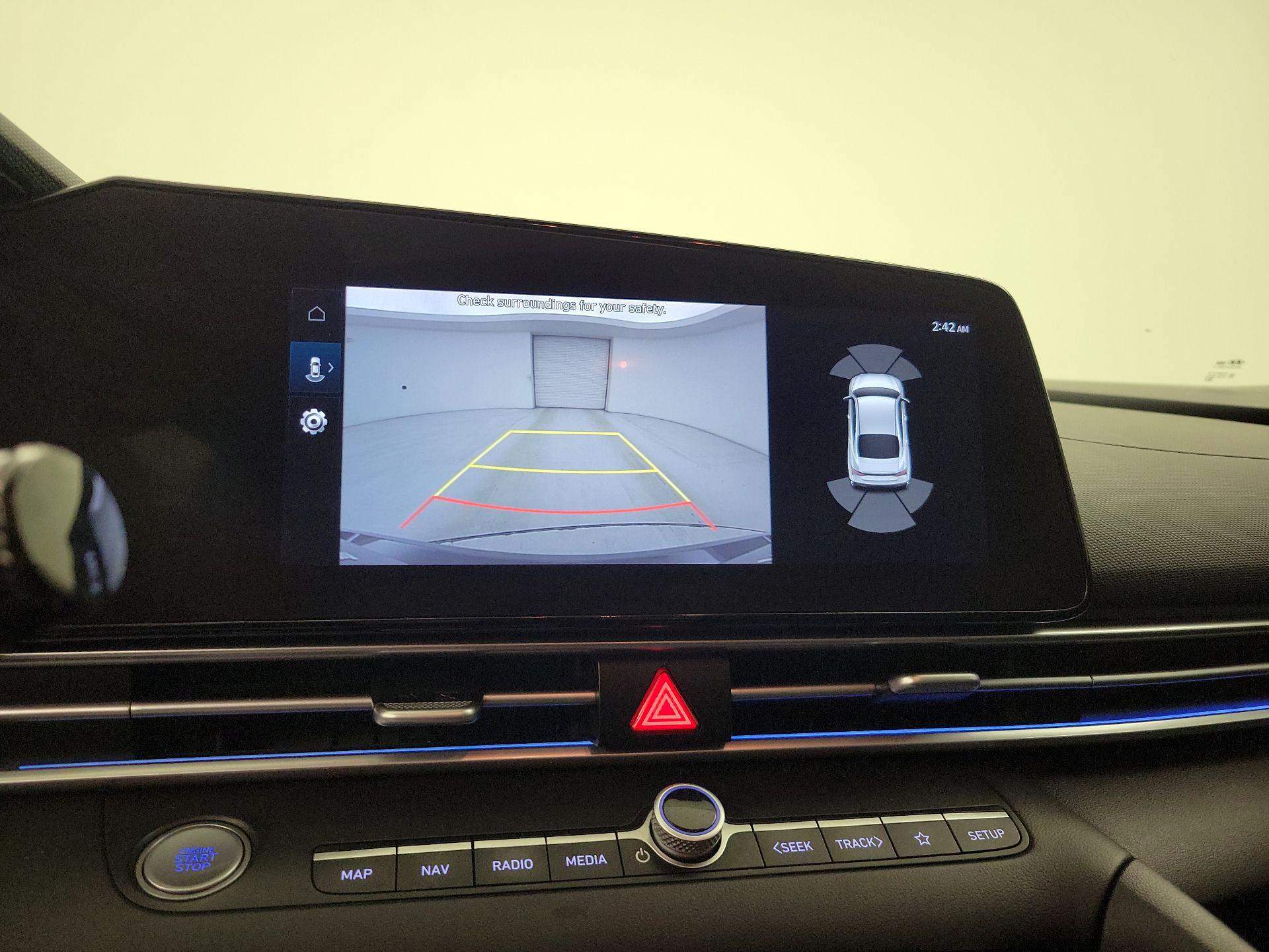 Thumbnail: 2024 Hyundai Elantra - 15