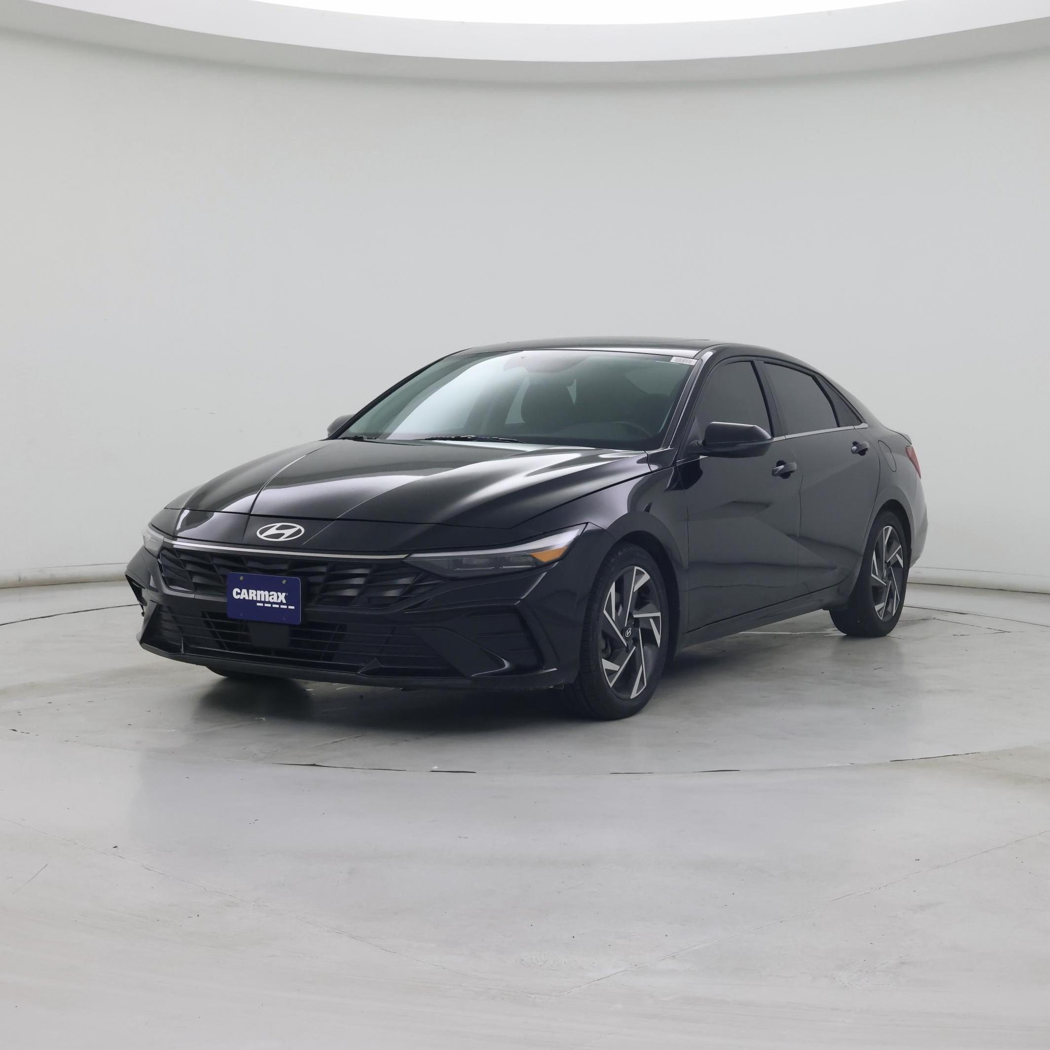 Thumbnail: 2024 Hyundai Elantra - 4