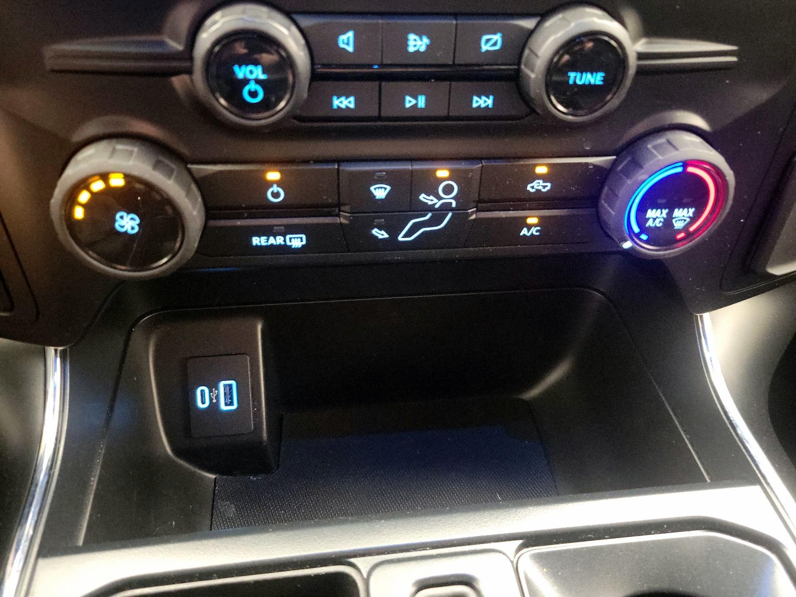 2024 Ford F-150 STX - Photo 17