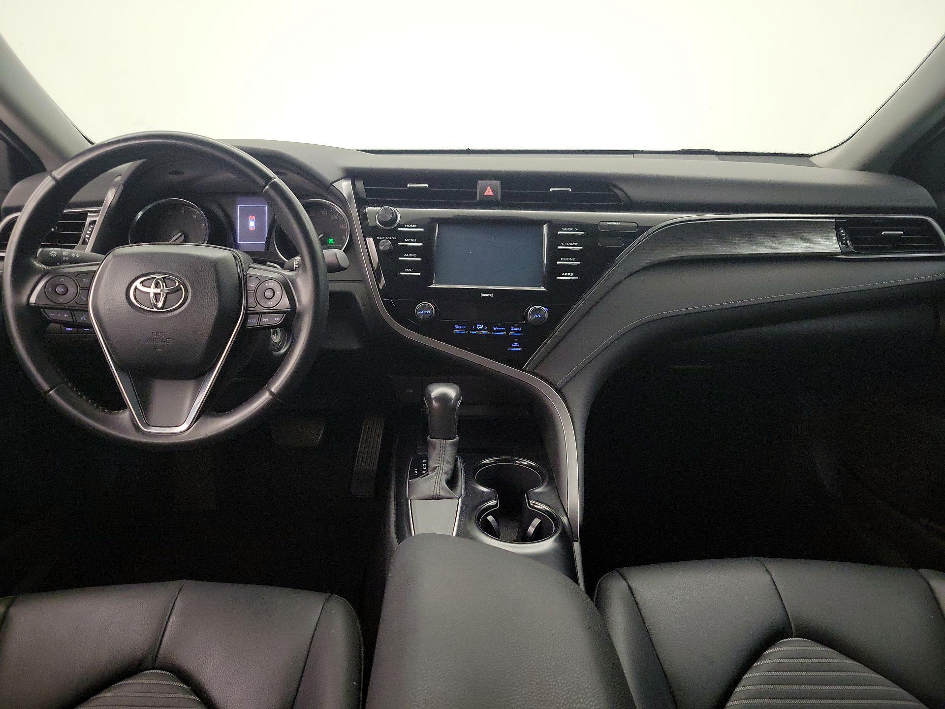 Thumbnail: 2020 Toyota Camry - 9