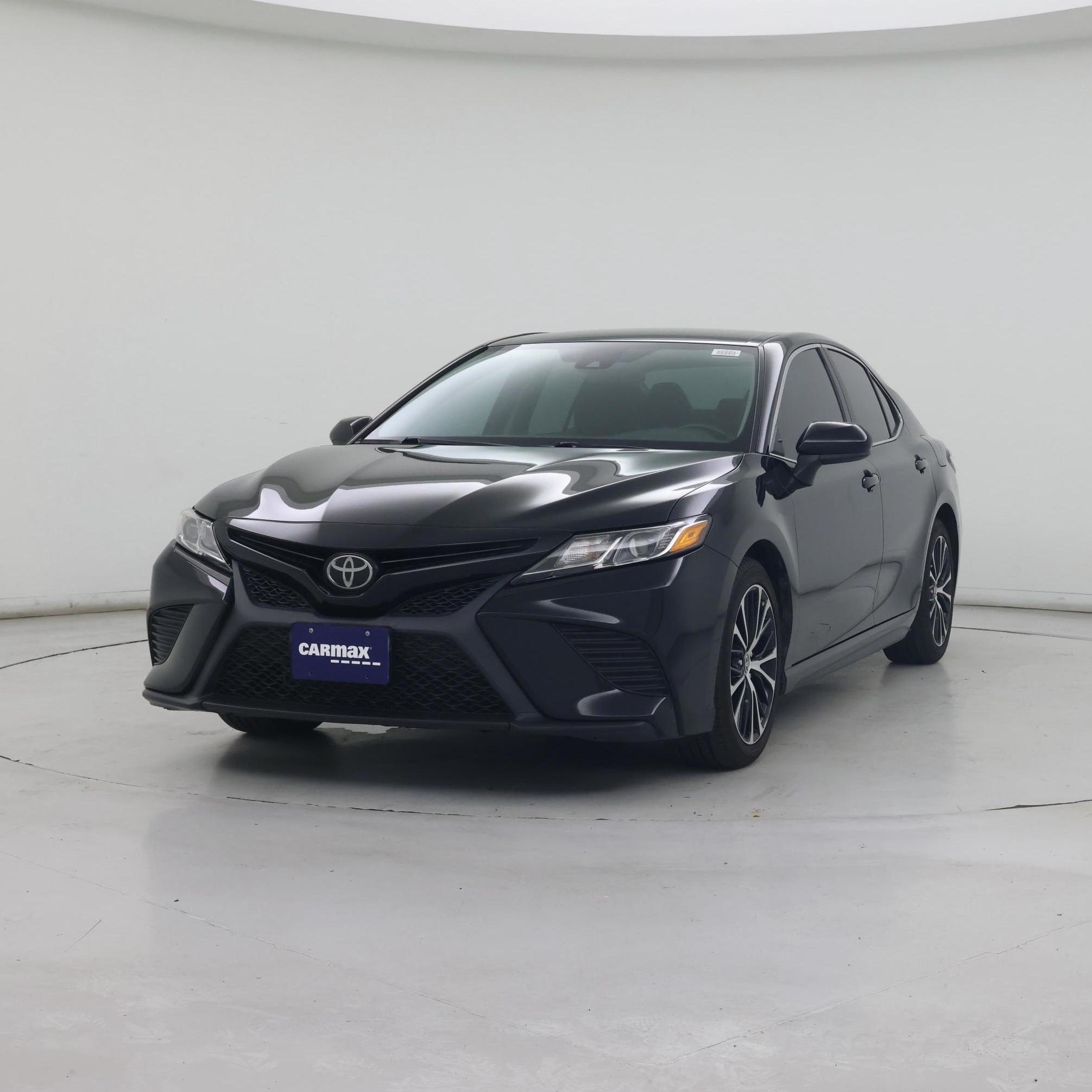 Thumbnail: 2020 Toyota Camry - 4