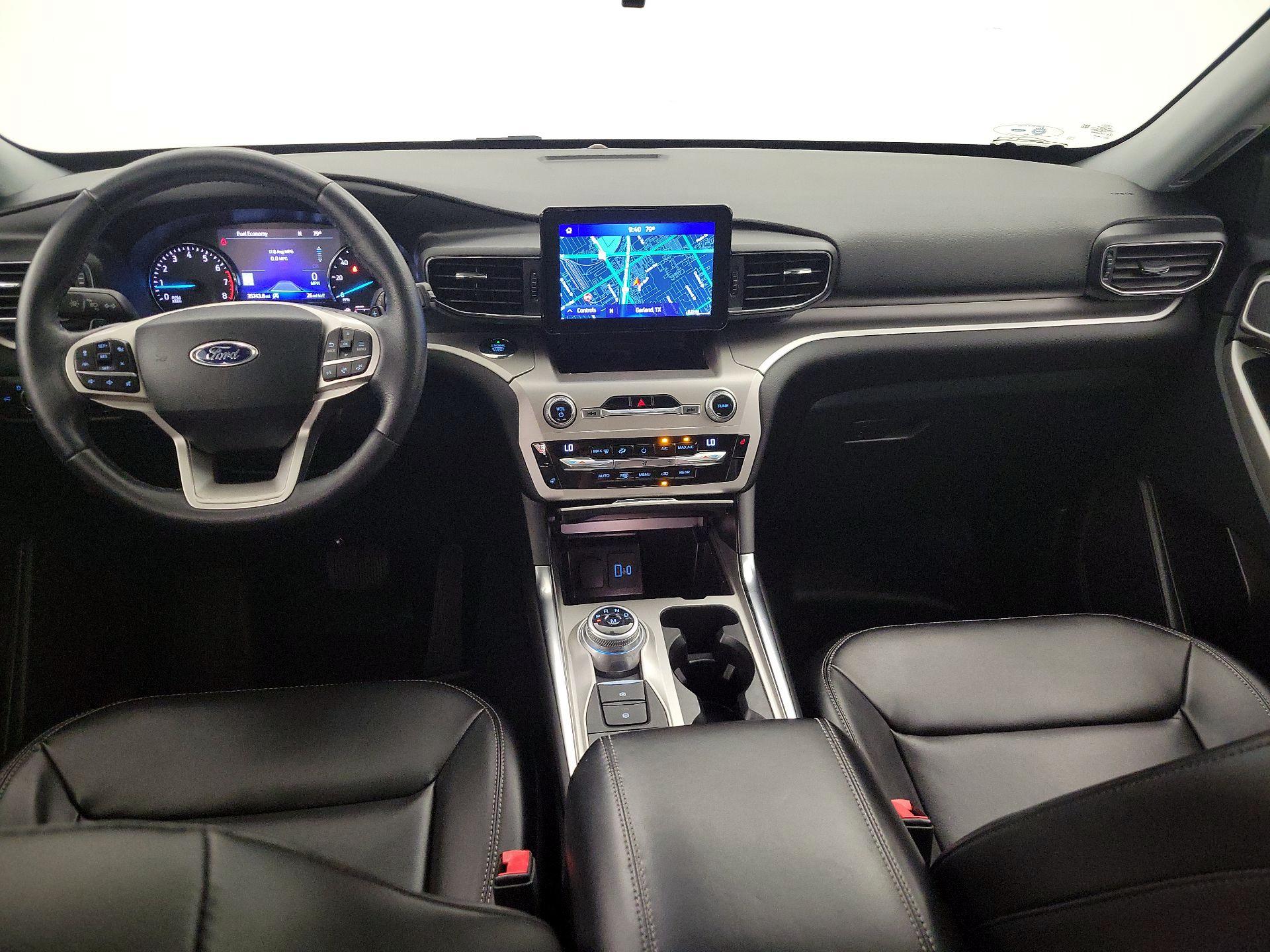 Thumbnail: 2021 Ford Explorer - 9