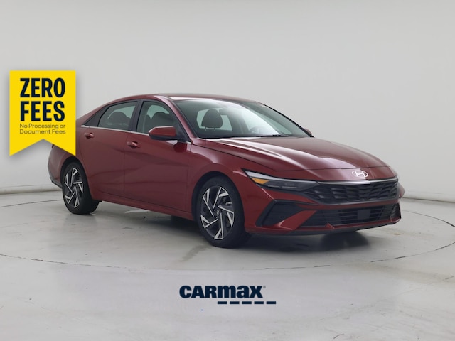 Red 2025 Hyundai Elantra SEL Convenience FWD Sedan Front-Wheel Drive Automatic