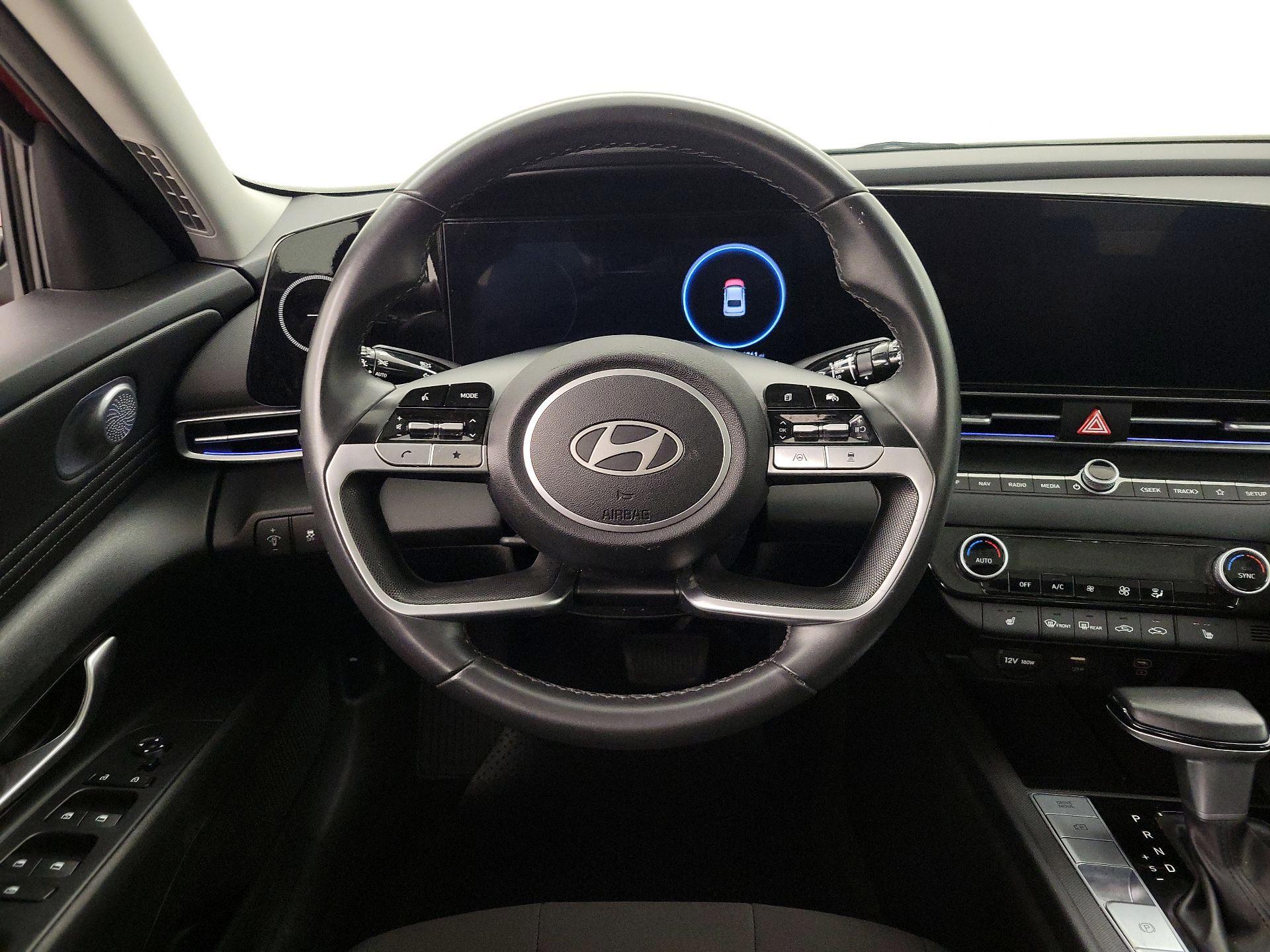 Thumbnail: 2025 Hyundai Elantra - 10