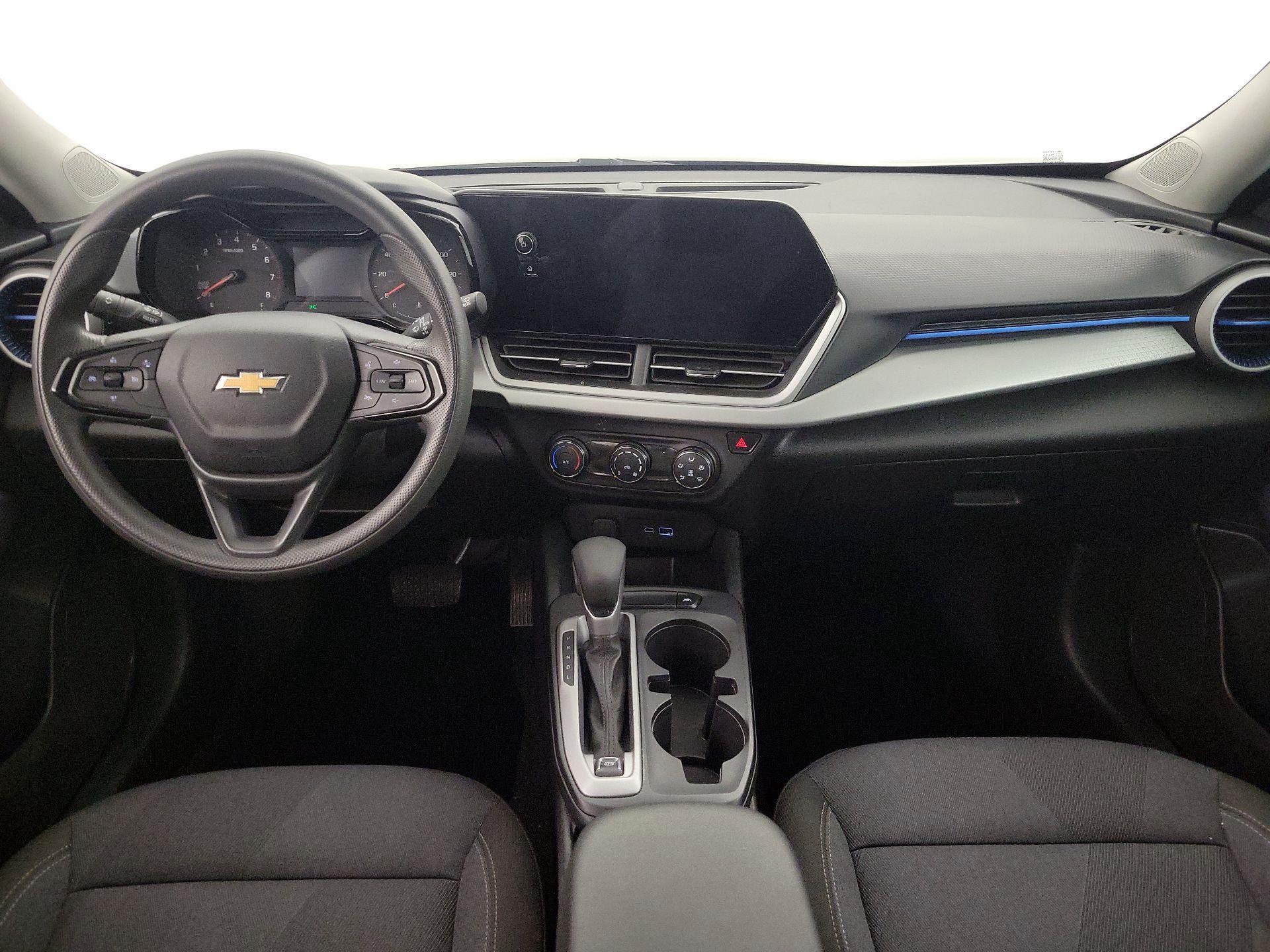 Thumbnail: 2025 Chevrolet Trax - 9