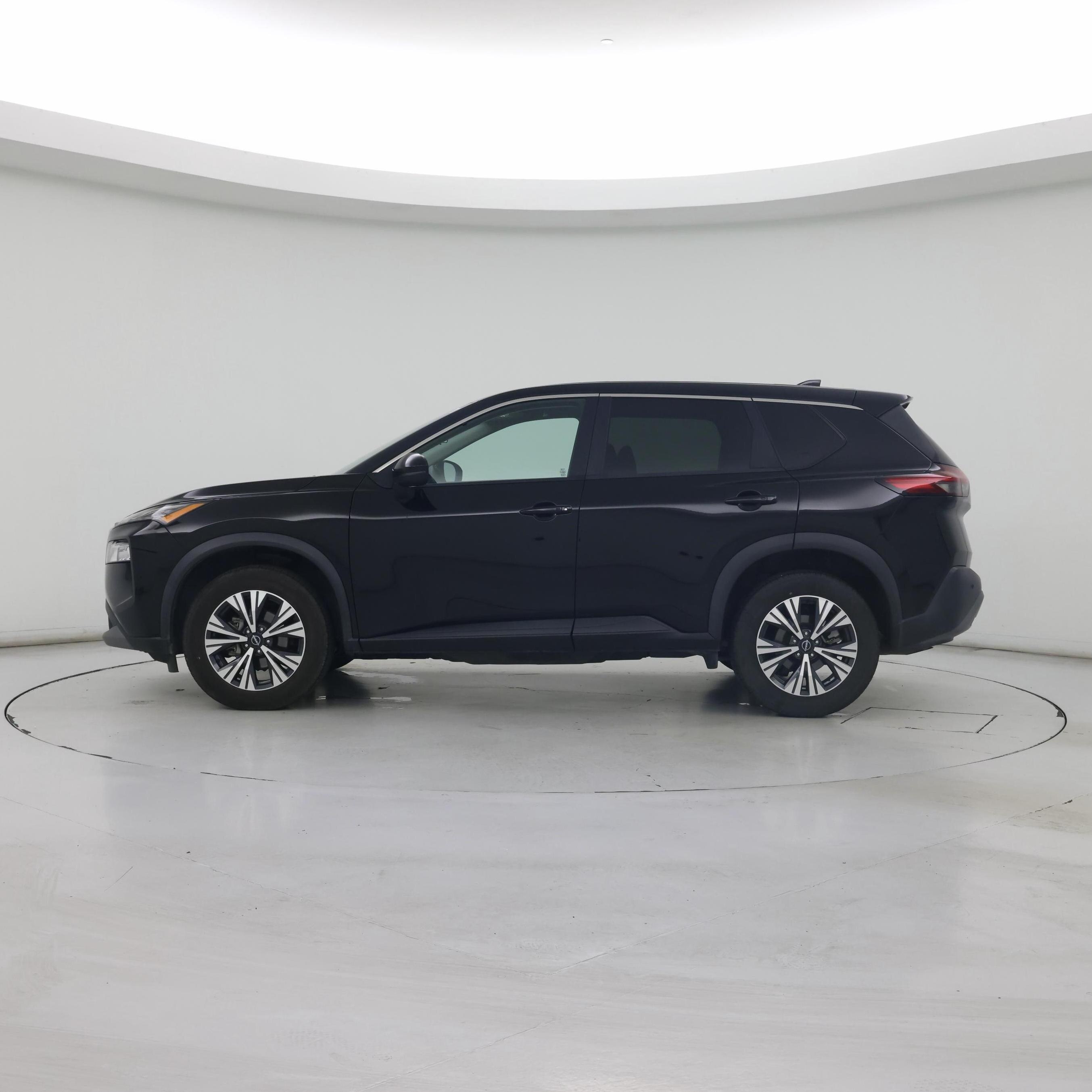 Thumbnail: 2022 Nissan Rogue - 3