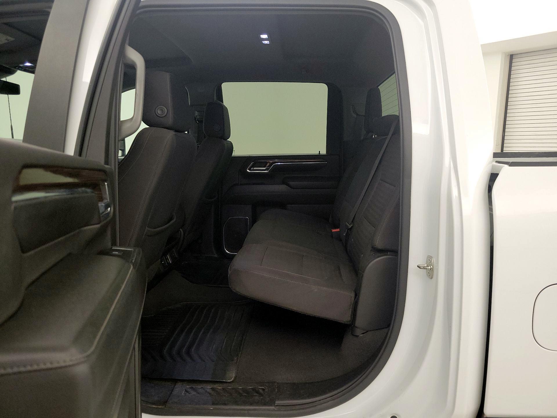 Thumbnail: 2024 Chevrolet Silverado 2500 - 19