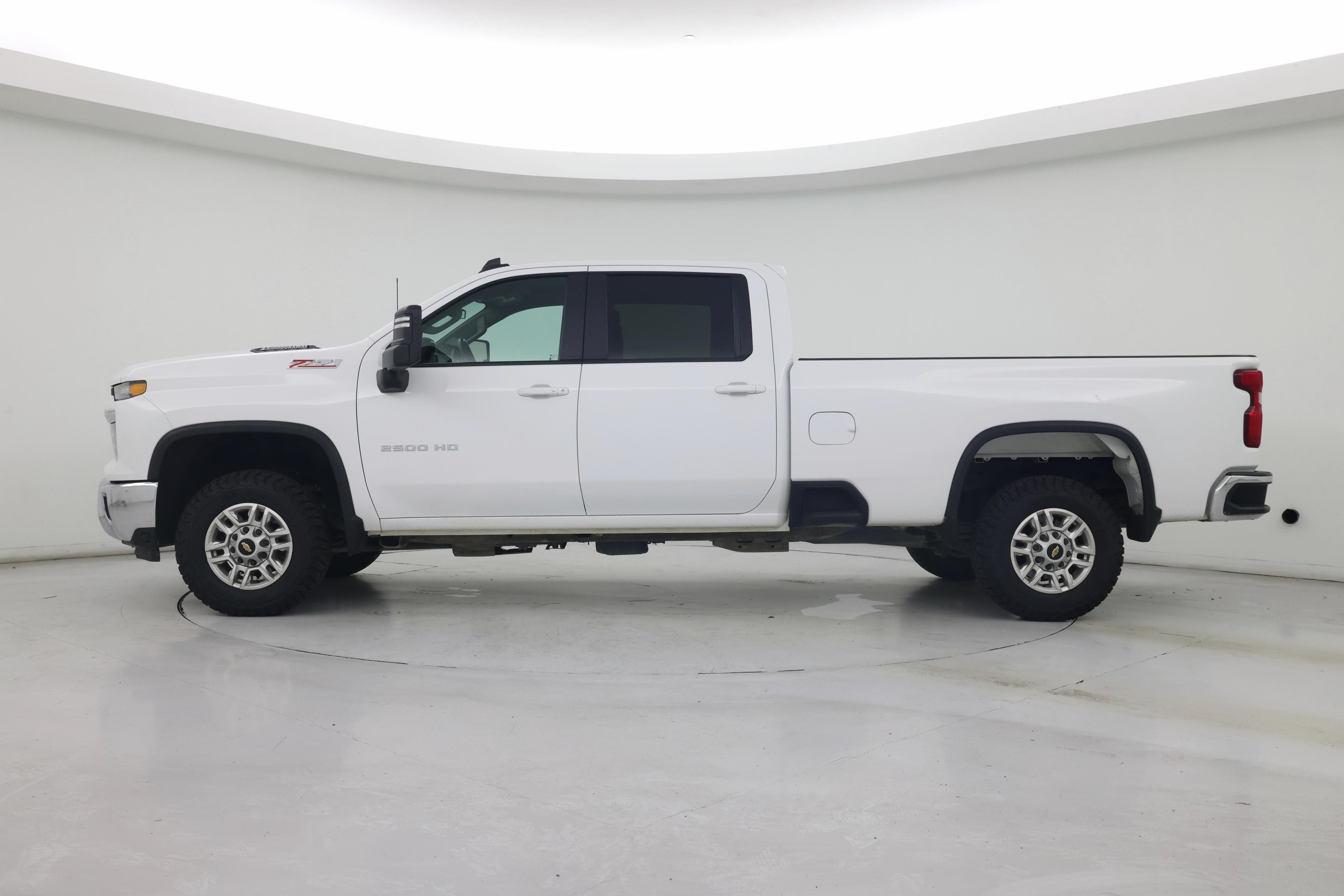 Thumbnail: 2024 Chevrolet Silverado 2500 - 3