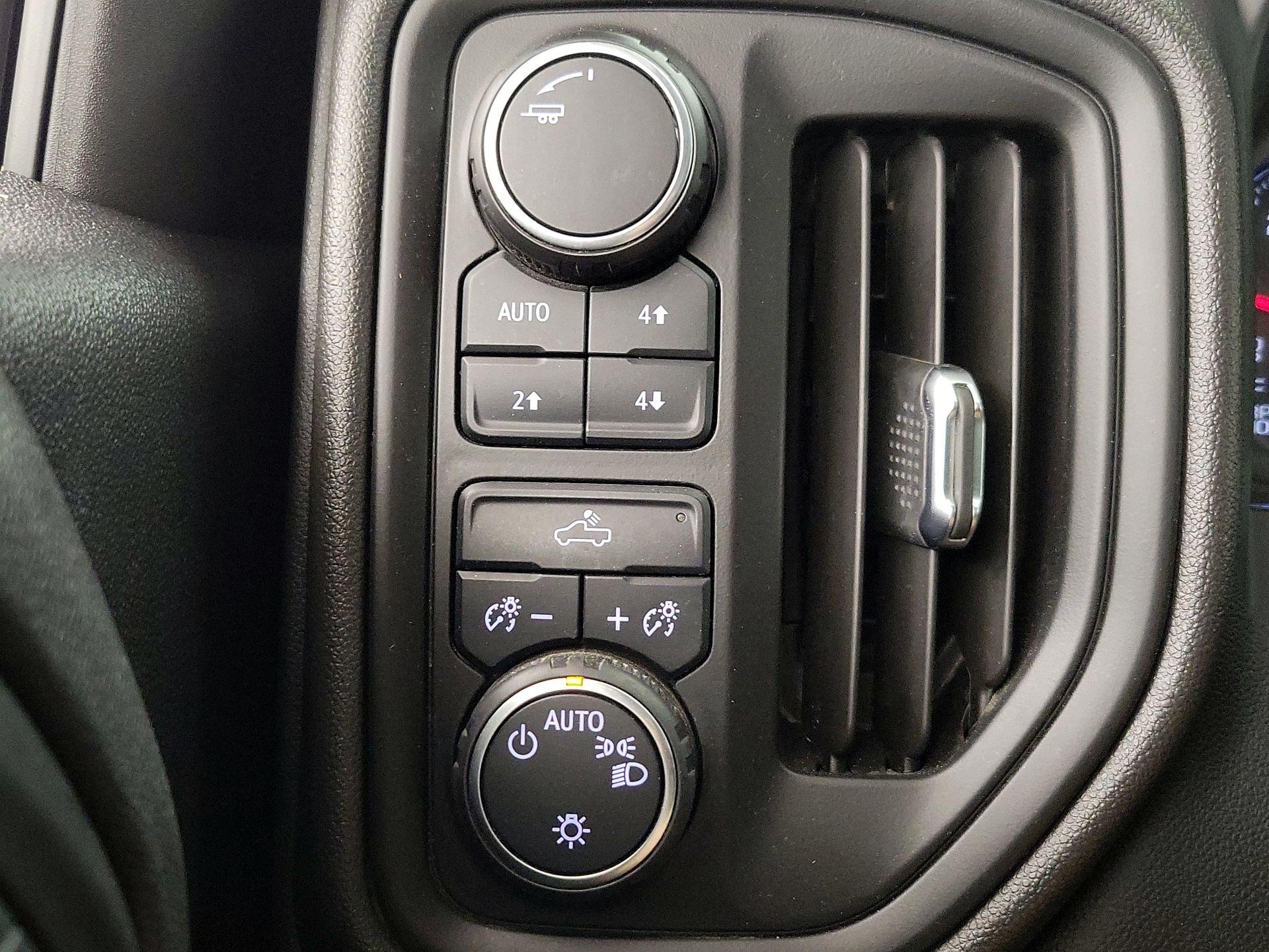 Thumbnail: 2024 Chevrolet Silverado 1500 - 13
