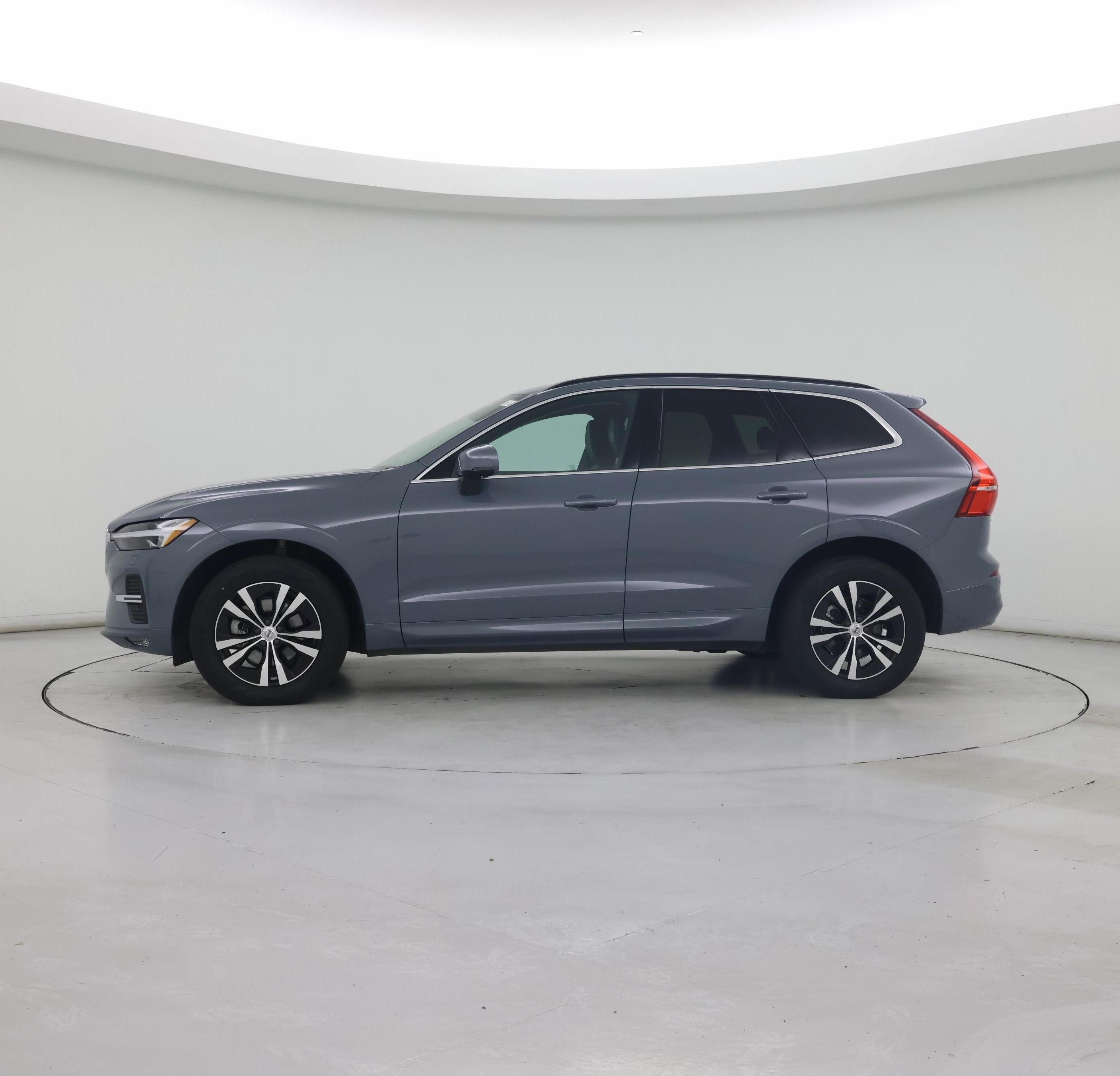Thumbnail: 2023 Volvo XC60 - 3