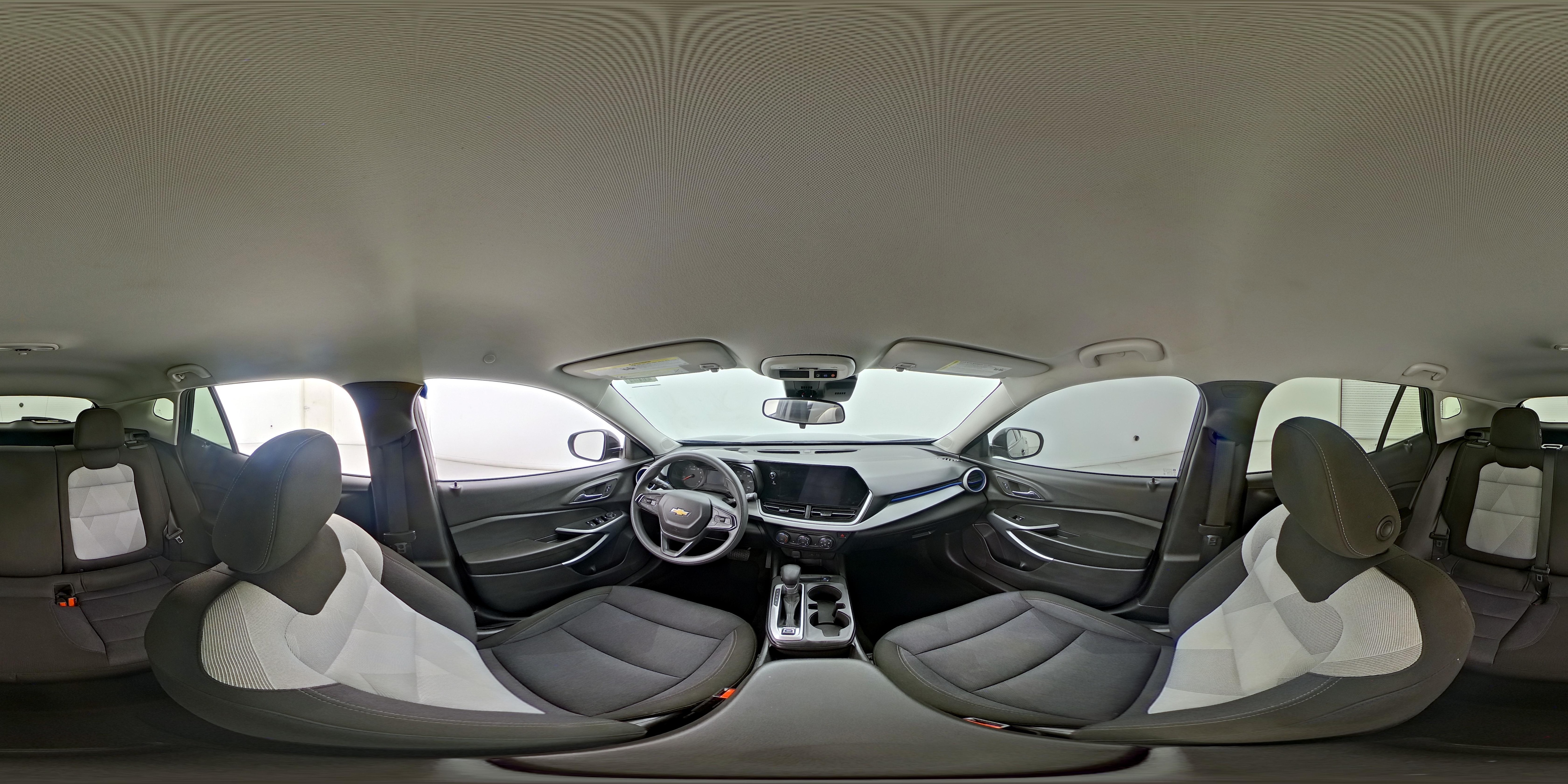2025 Chevrolet Trax LS - Photo 24