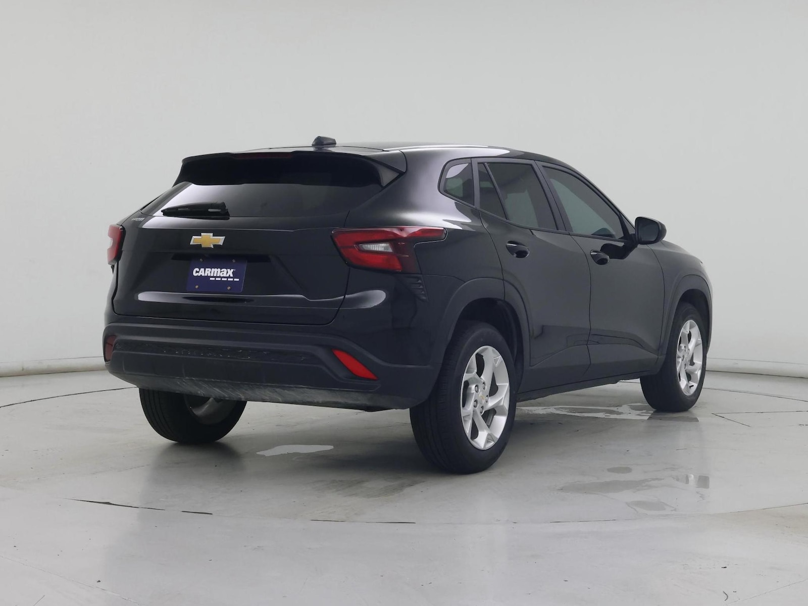 2025 Chevrolet Trax LS - Photo 9