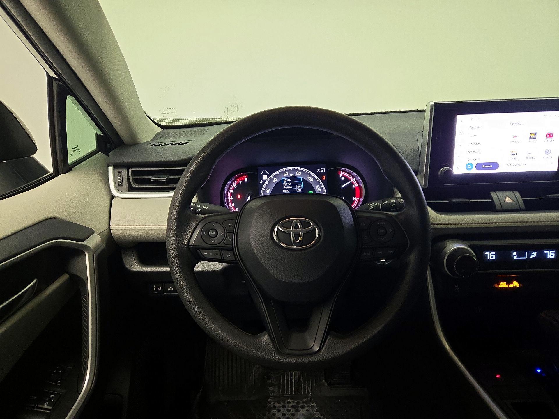 Thumbnail: 2024 Toyota RAV4 - 10