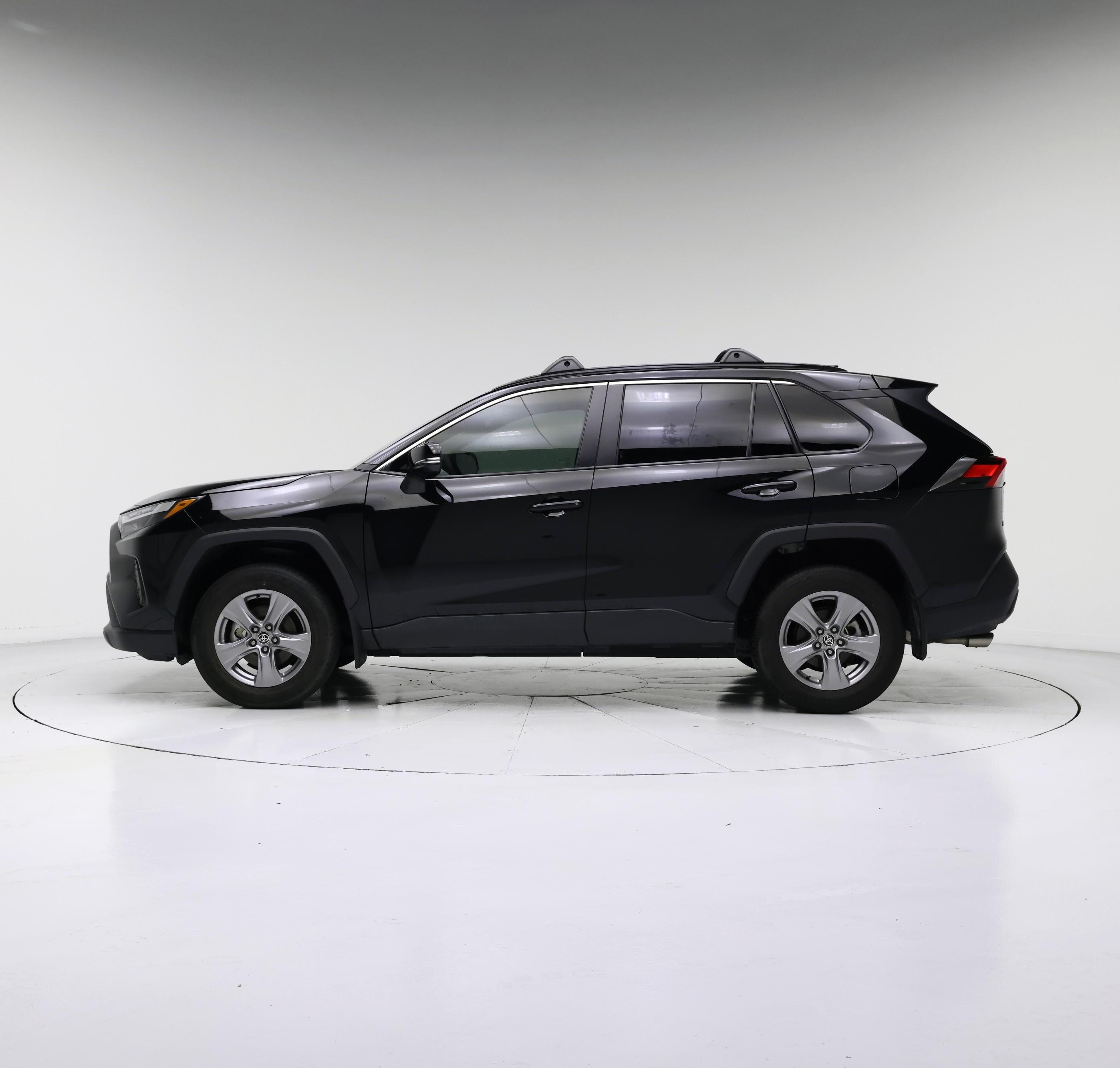 Thumbnail: 2024 Toyota RAV4 - 3
