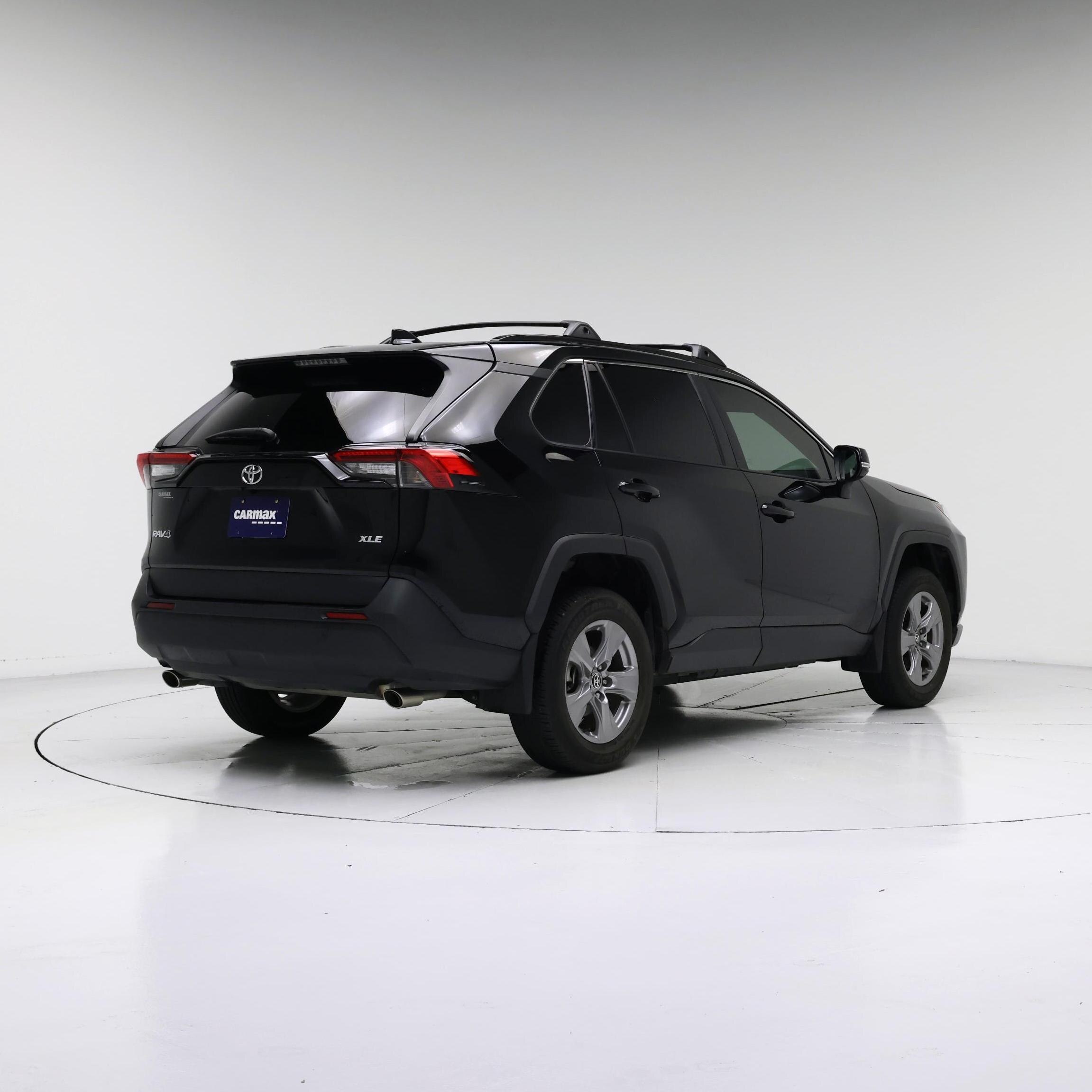 Thumbnail: 2024 Toyota RAV4 - 8