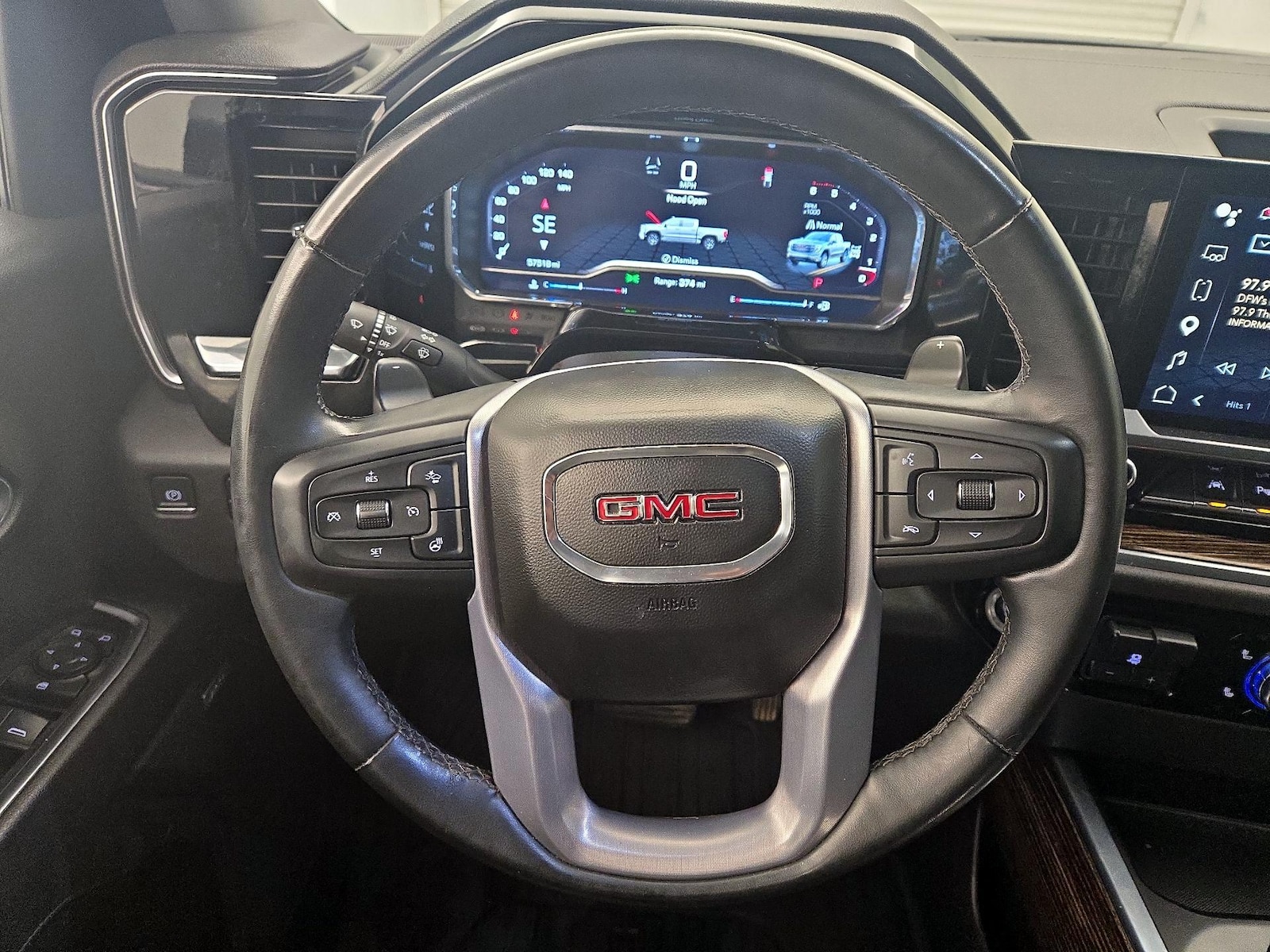 2023 GMC Sierra 1500 Elevation - Photo 11