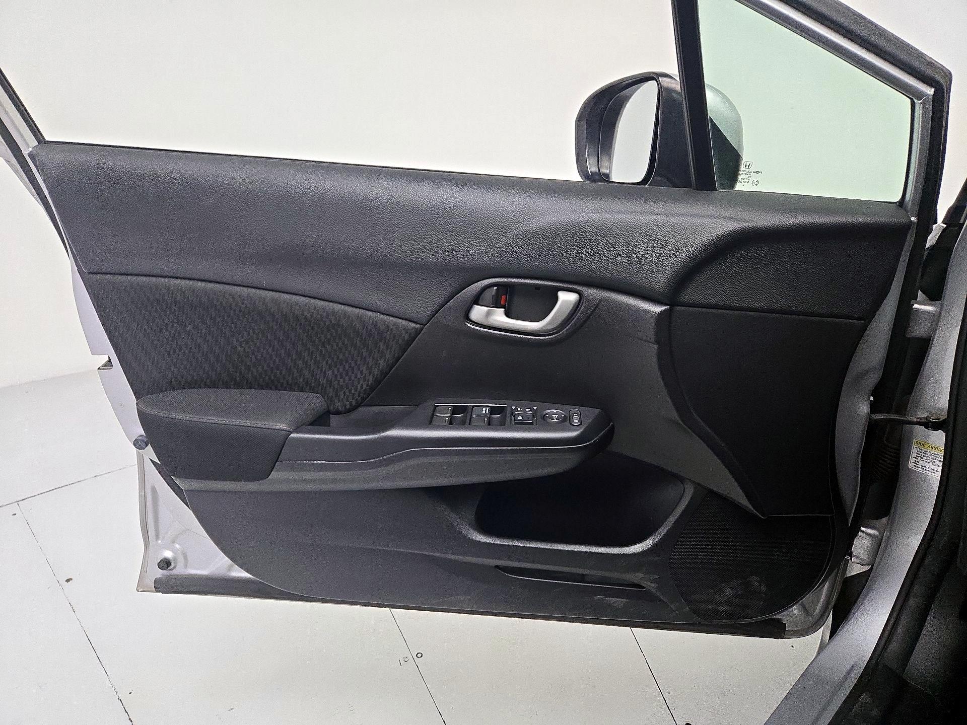 Thumbnail: 2015 Honda Civic - 12