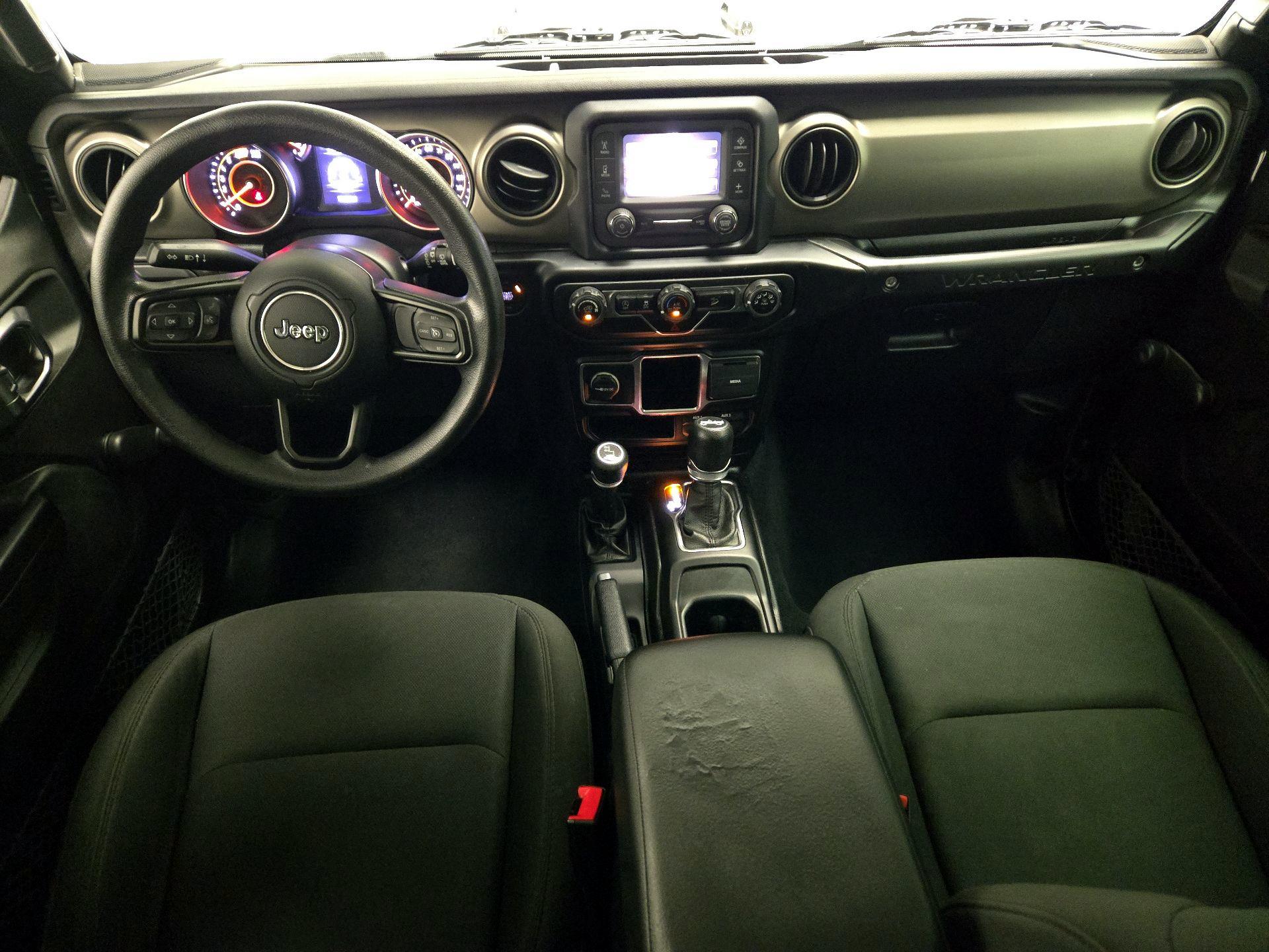 Thumbnail: 2018 Jeep Wrangler - 9