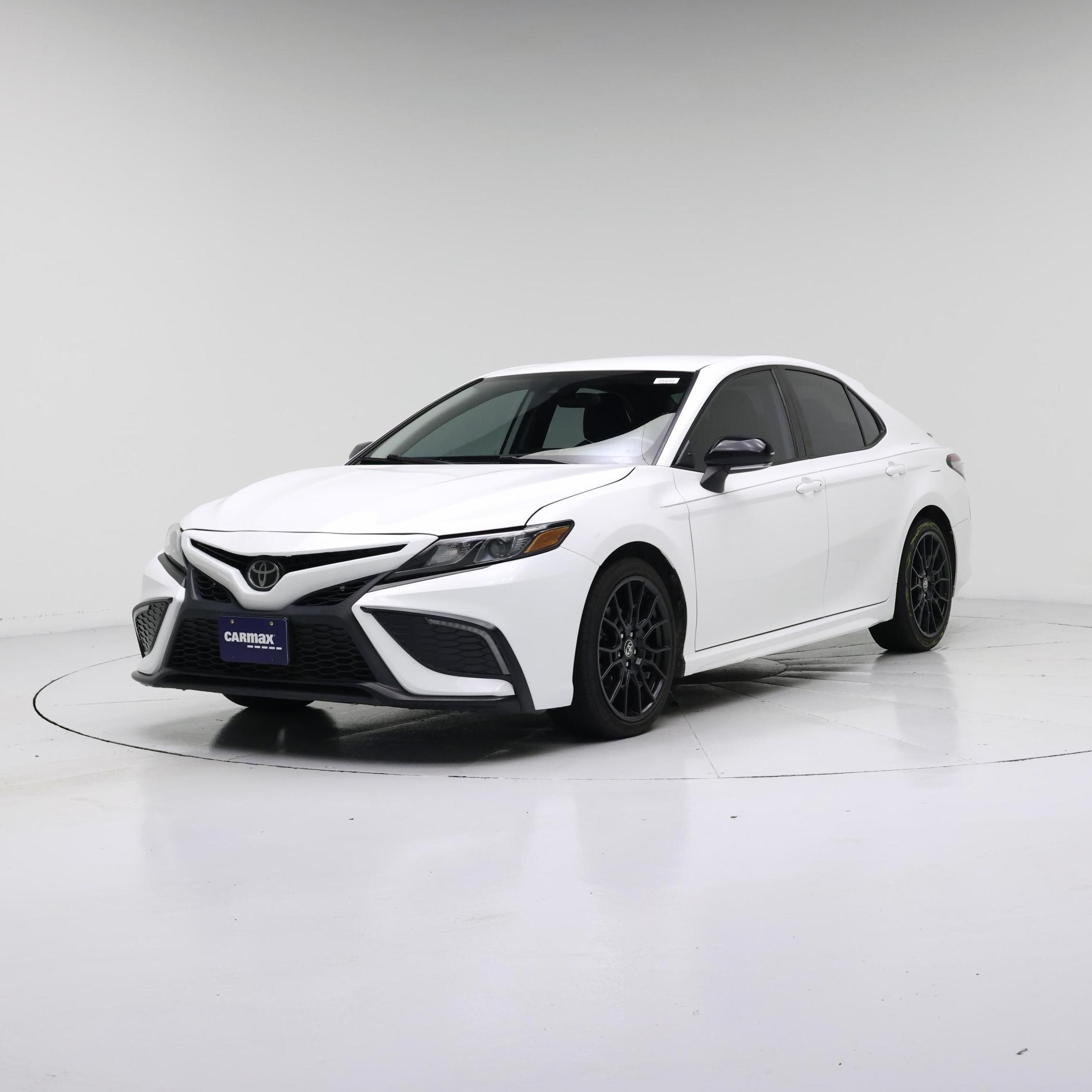 Thumbnail: 2023 Toyota Camry - 4