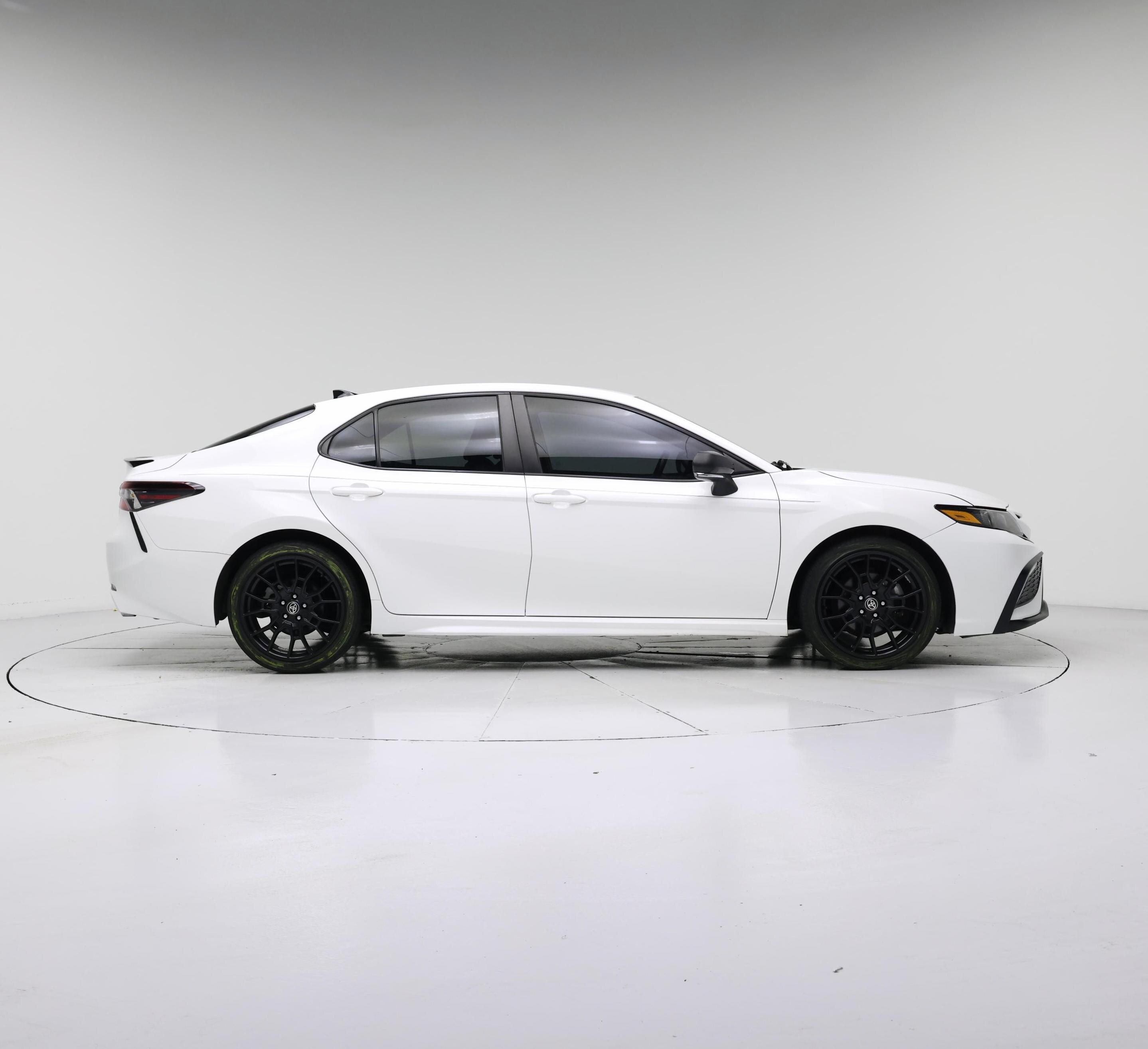 Thumbnail: 2023 Toyota Camry - 7