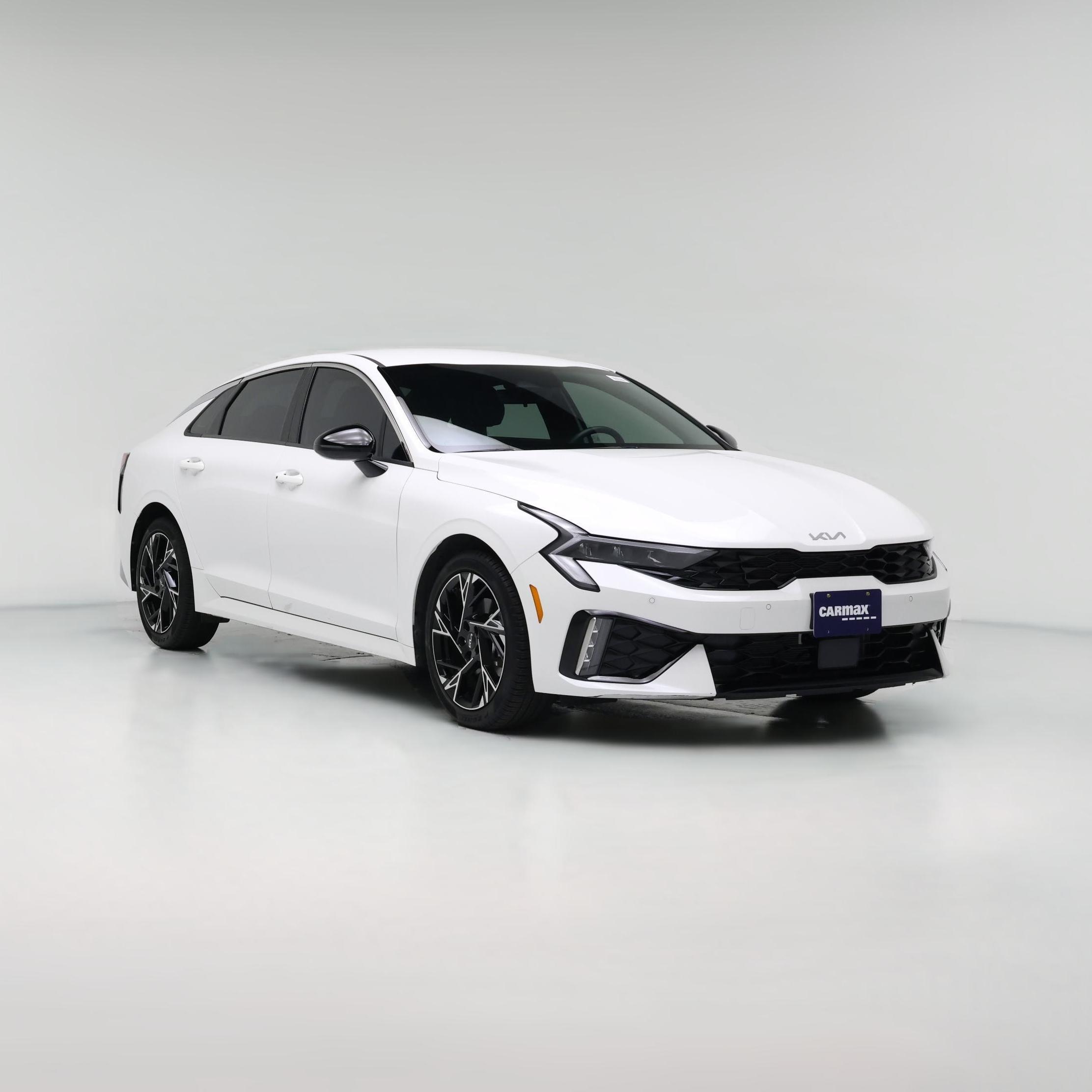 Thumbnail: 2025 Kia K5 - 1