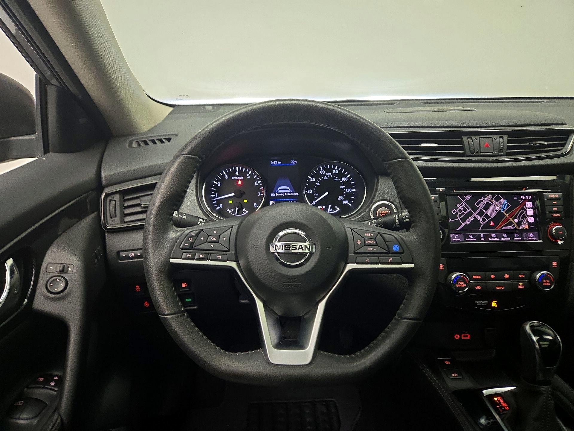 Thumbnail: 2020 Nissan Rogue - 10
