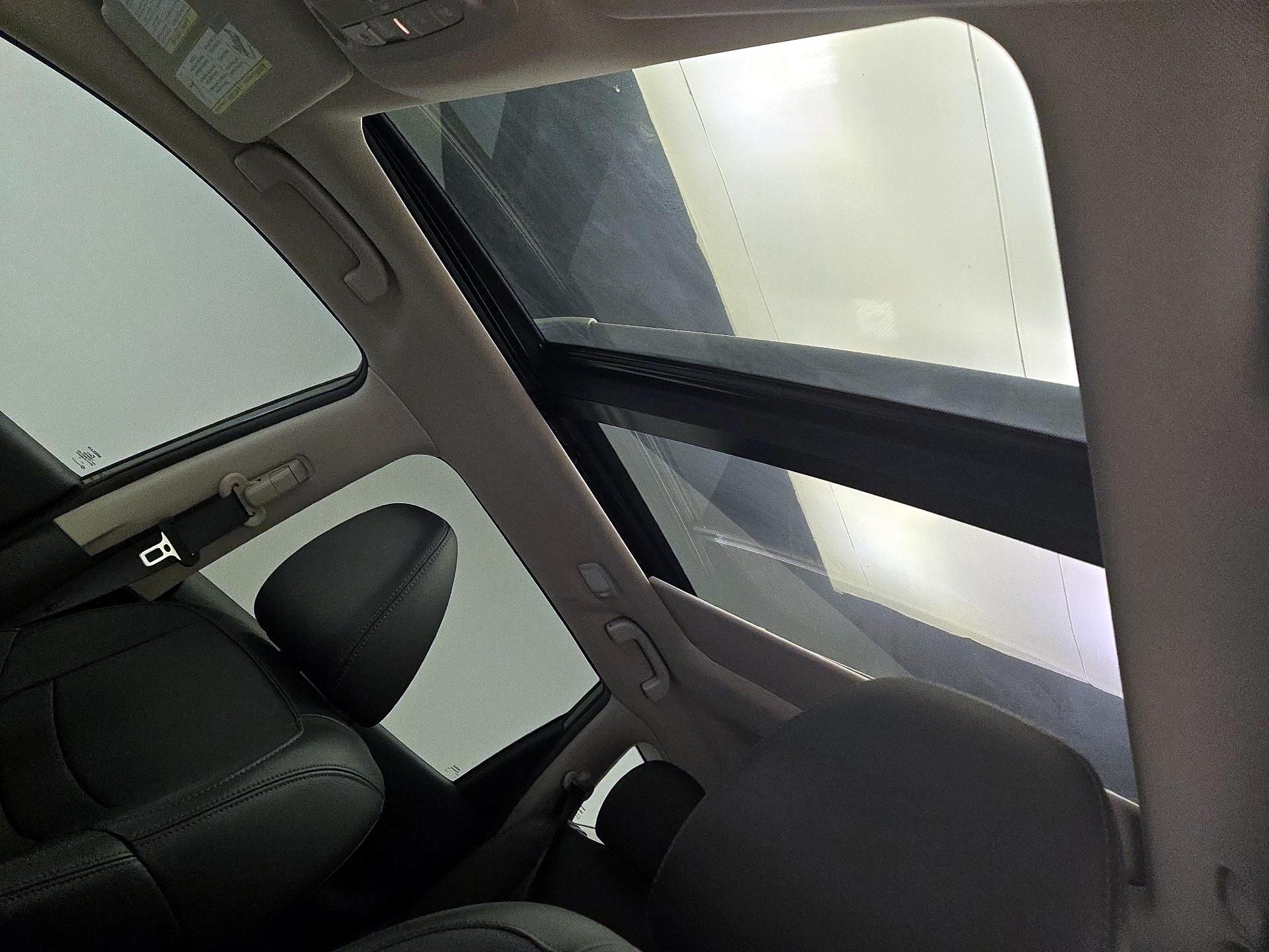 Thumbnail: 2020 Nissan Rogue - 20