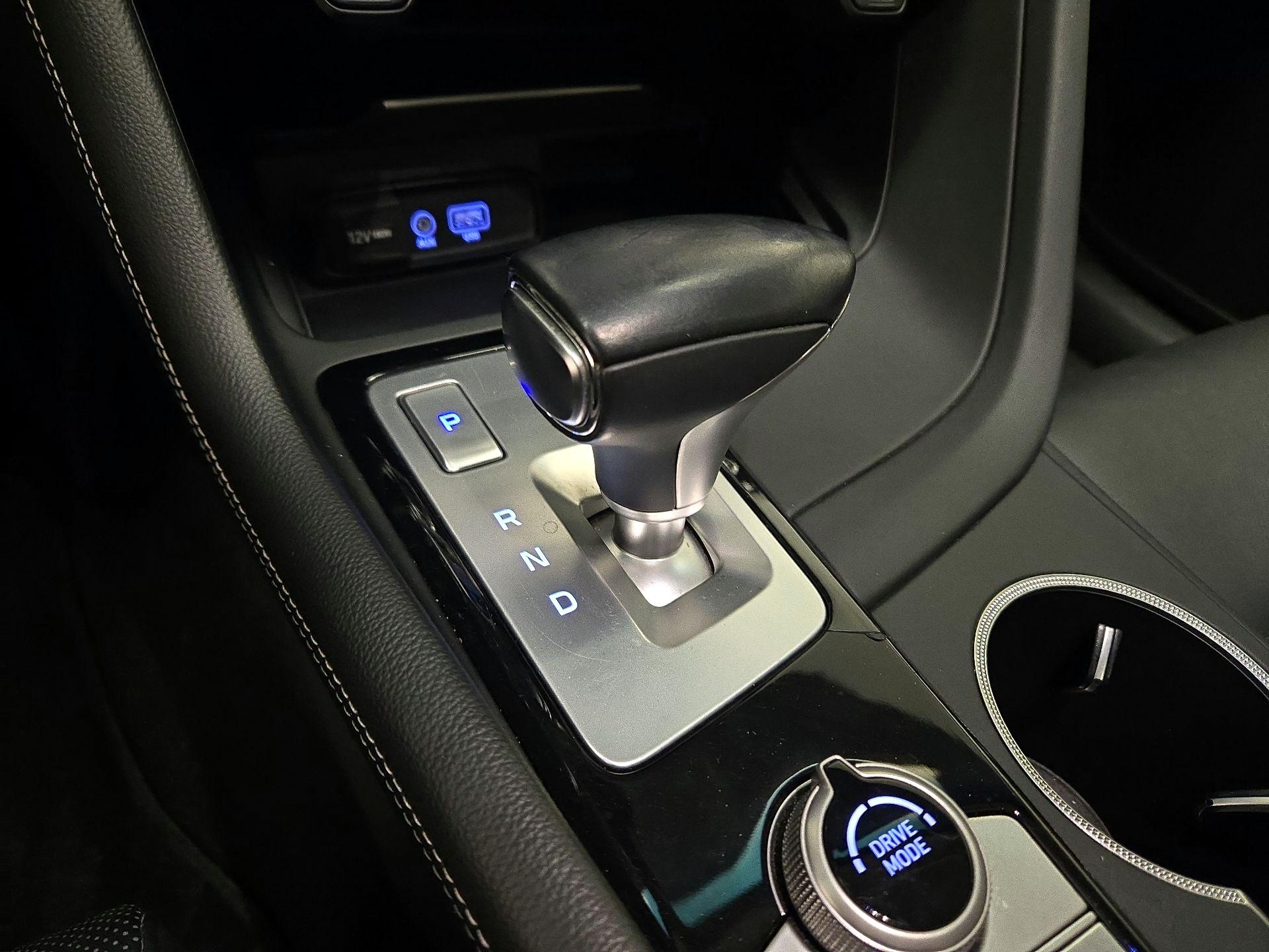 Thumbnail: 2021 Genesis G70 - 17