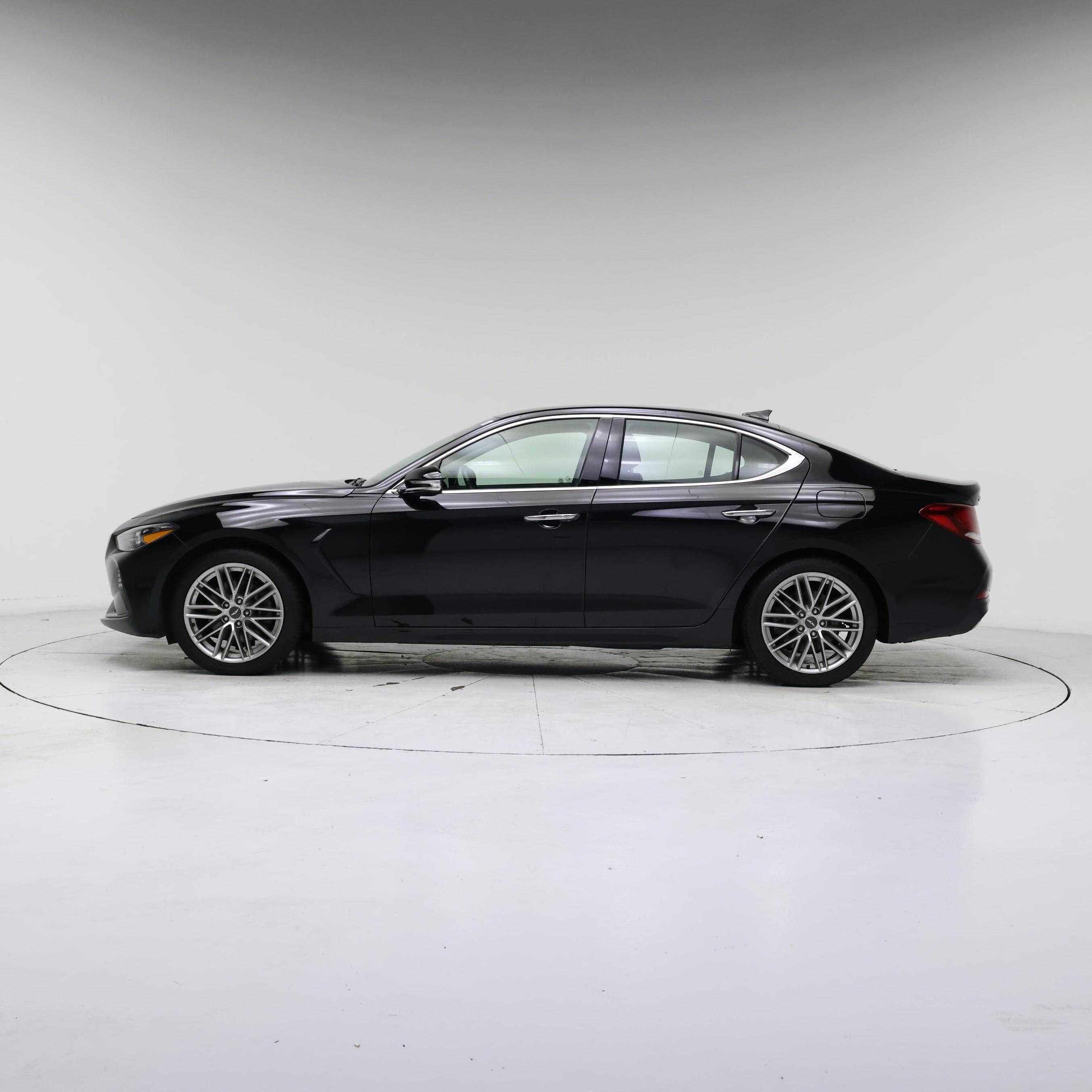 Thumbnail: 2021 Genesis G70 - 3