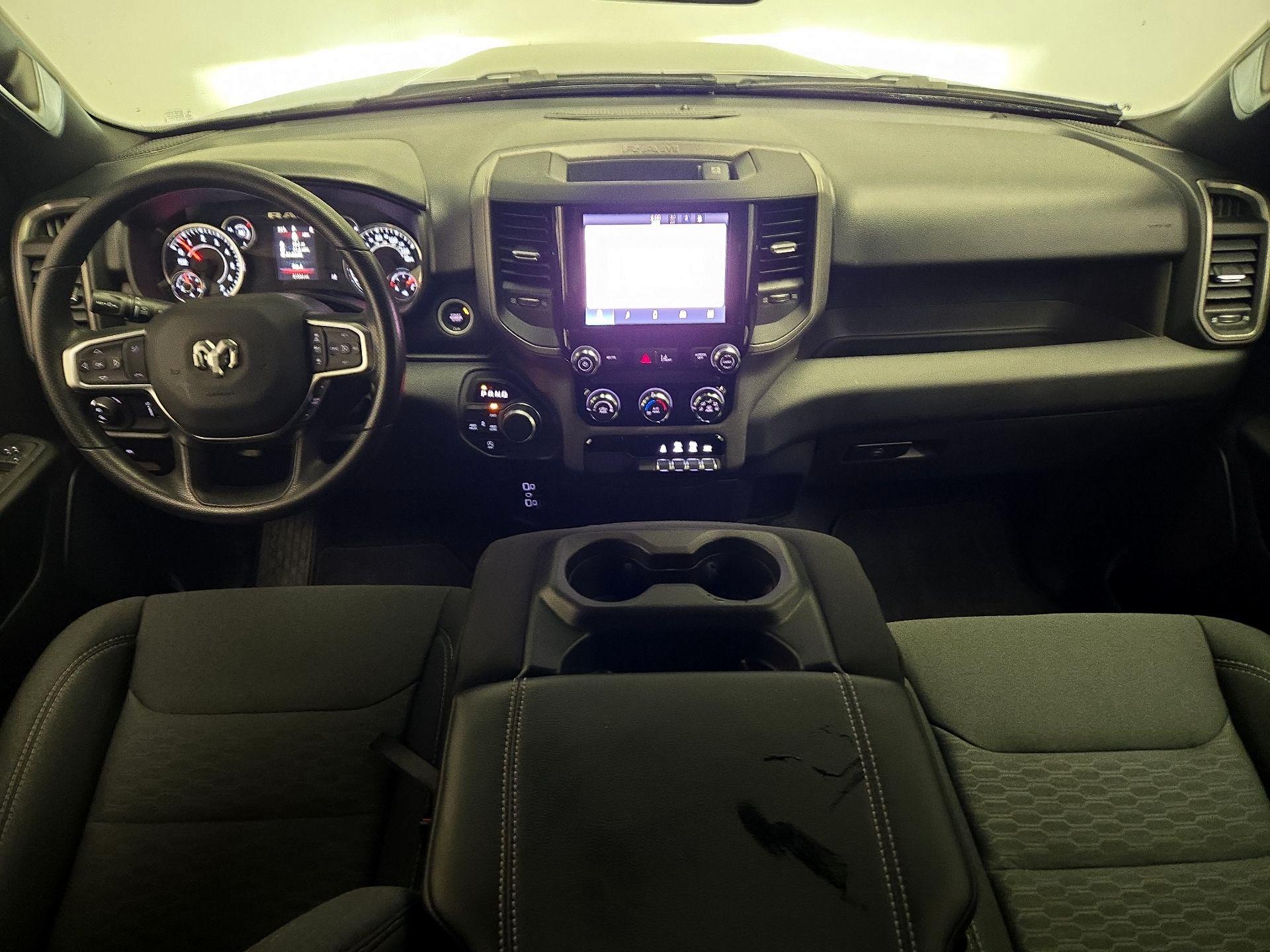 Thumbnail: 2025 RAM 1500 - 9