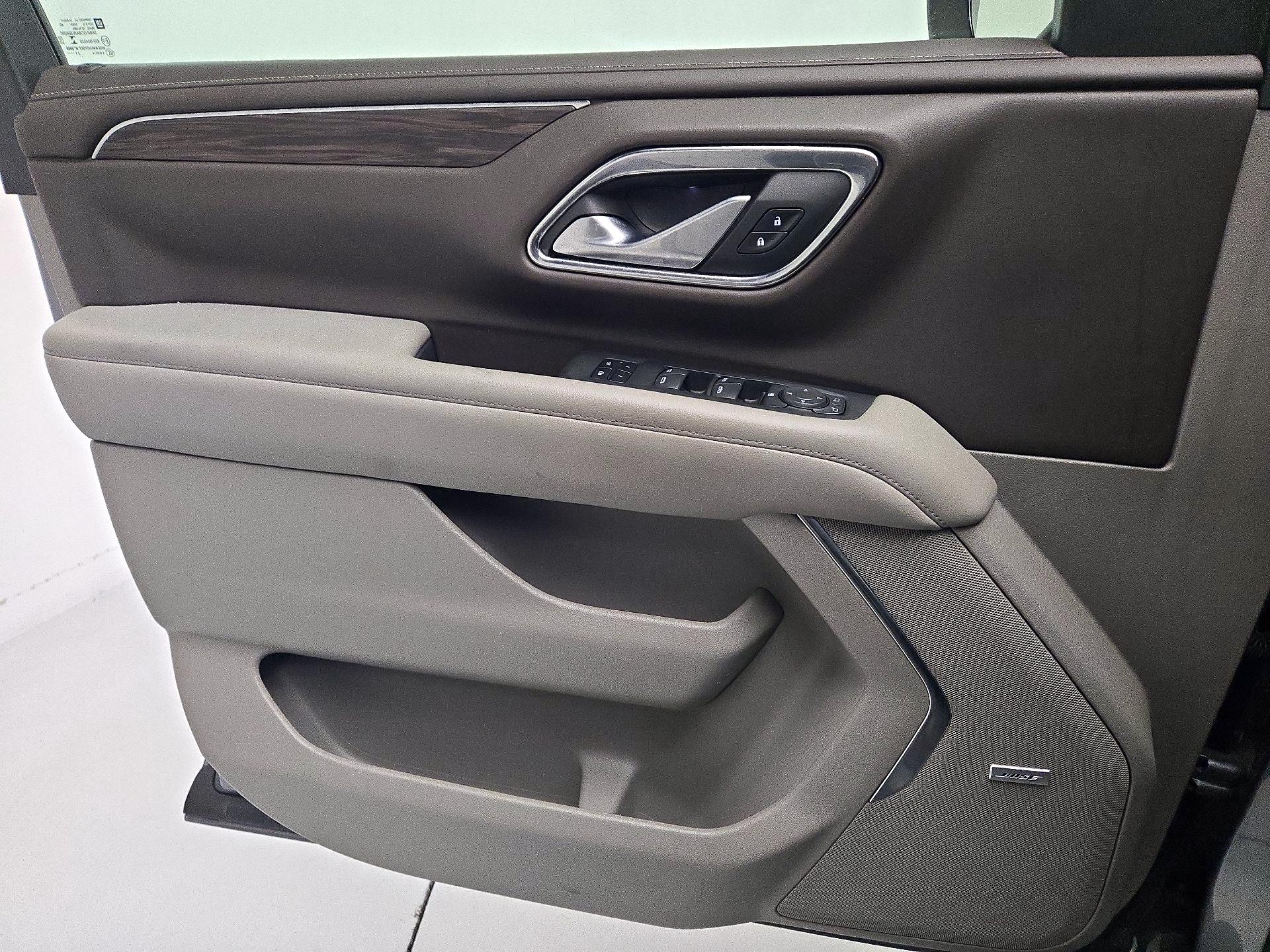 Thumbnail: 2022 Chevrolet Tahoe - 10