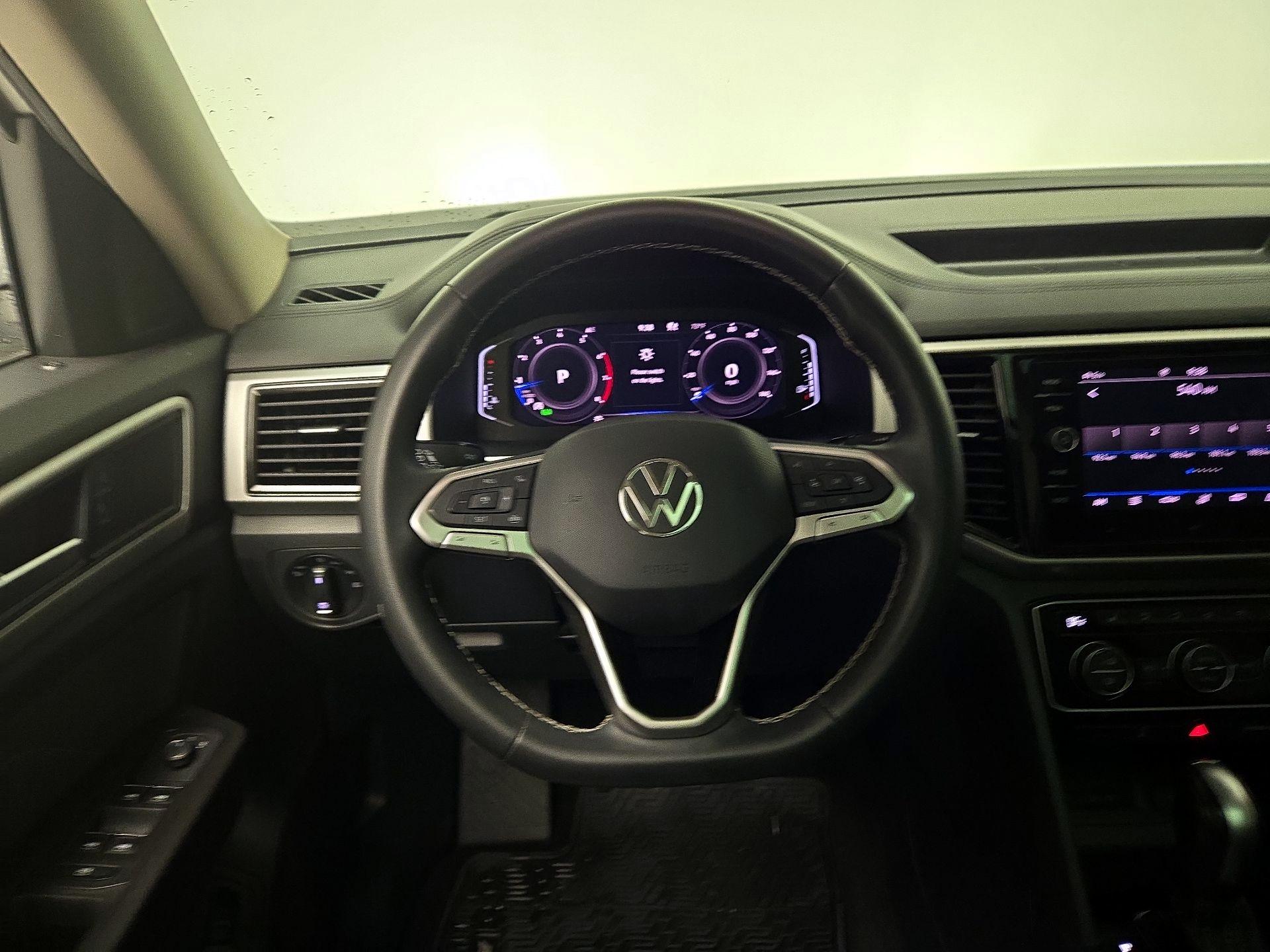 Thumbnail: 2022 Volkswagen Atlas - 10