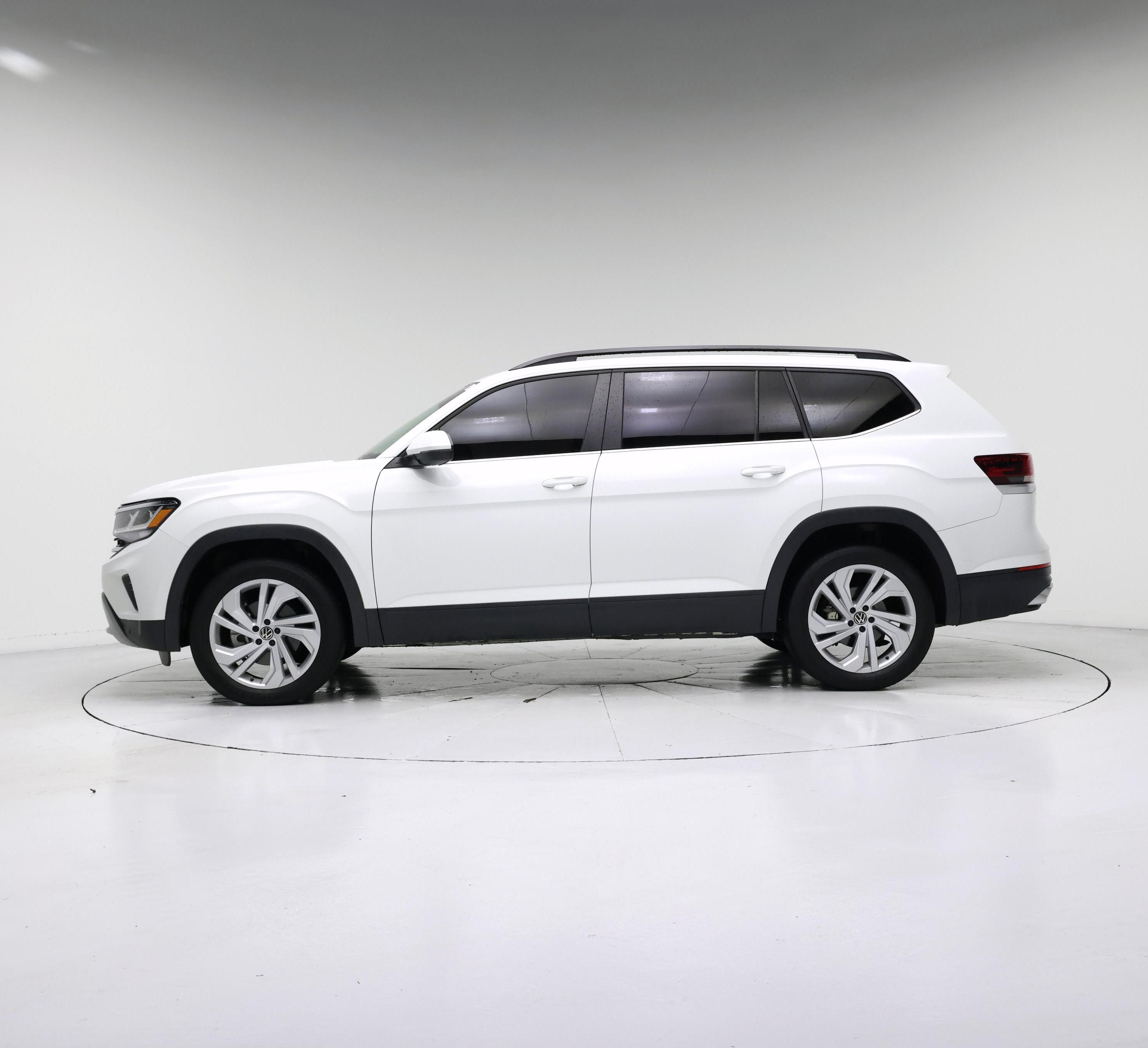Thumbnail: 2022 Volkswagen Atlas - 3