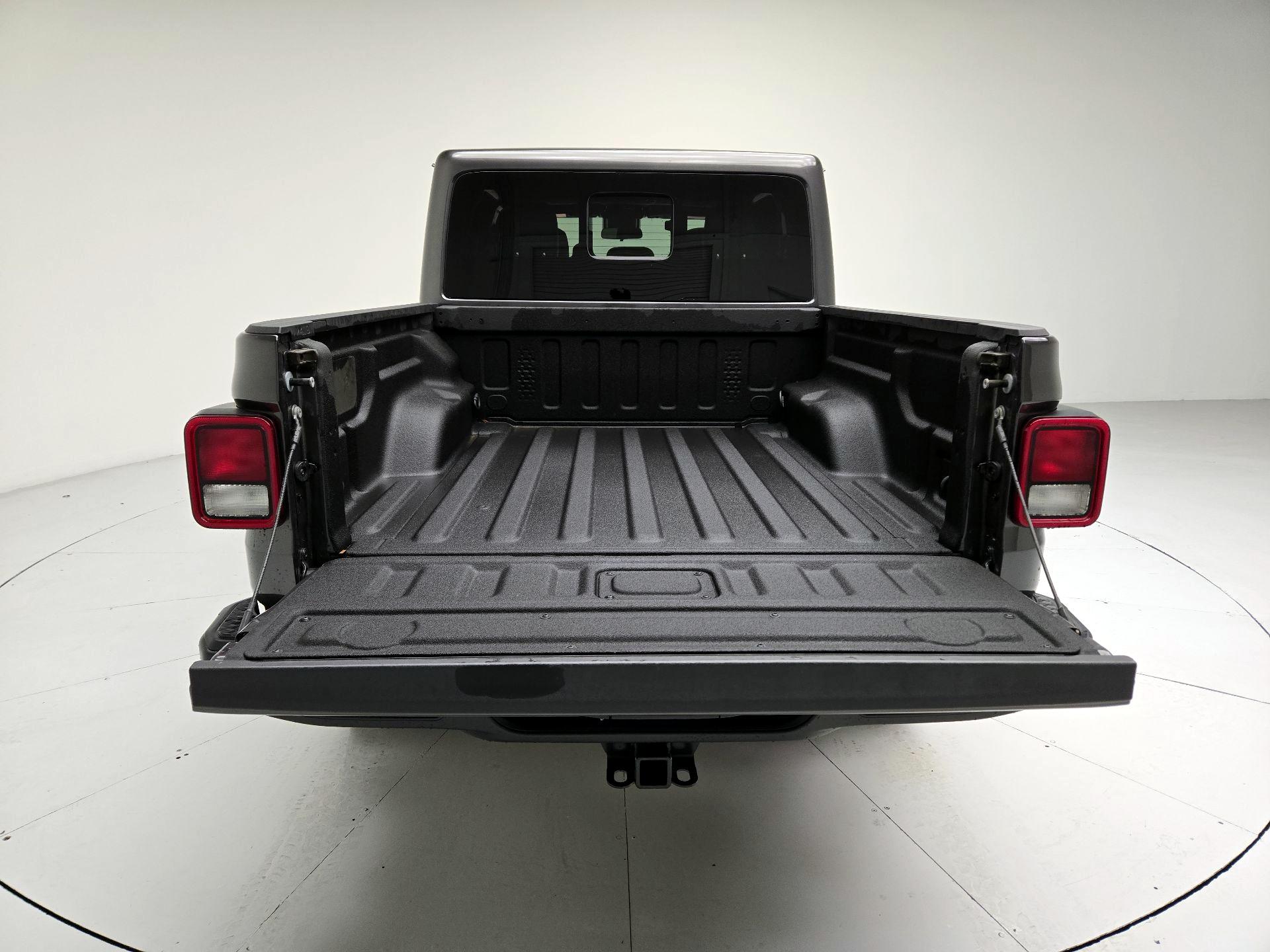 Thumbnail: 2025 Jeep Gladiator - 20