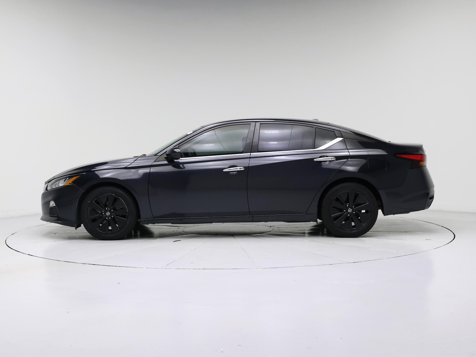 2022 Nissan Altima SV - Photo 4