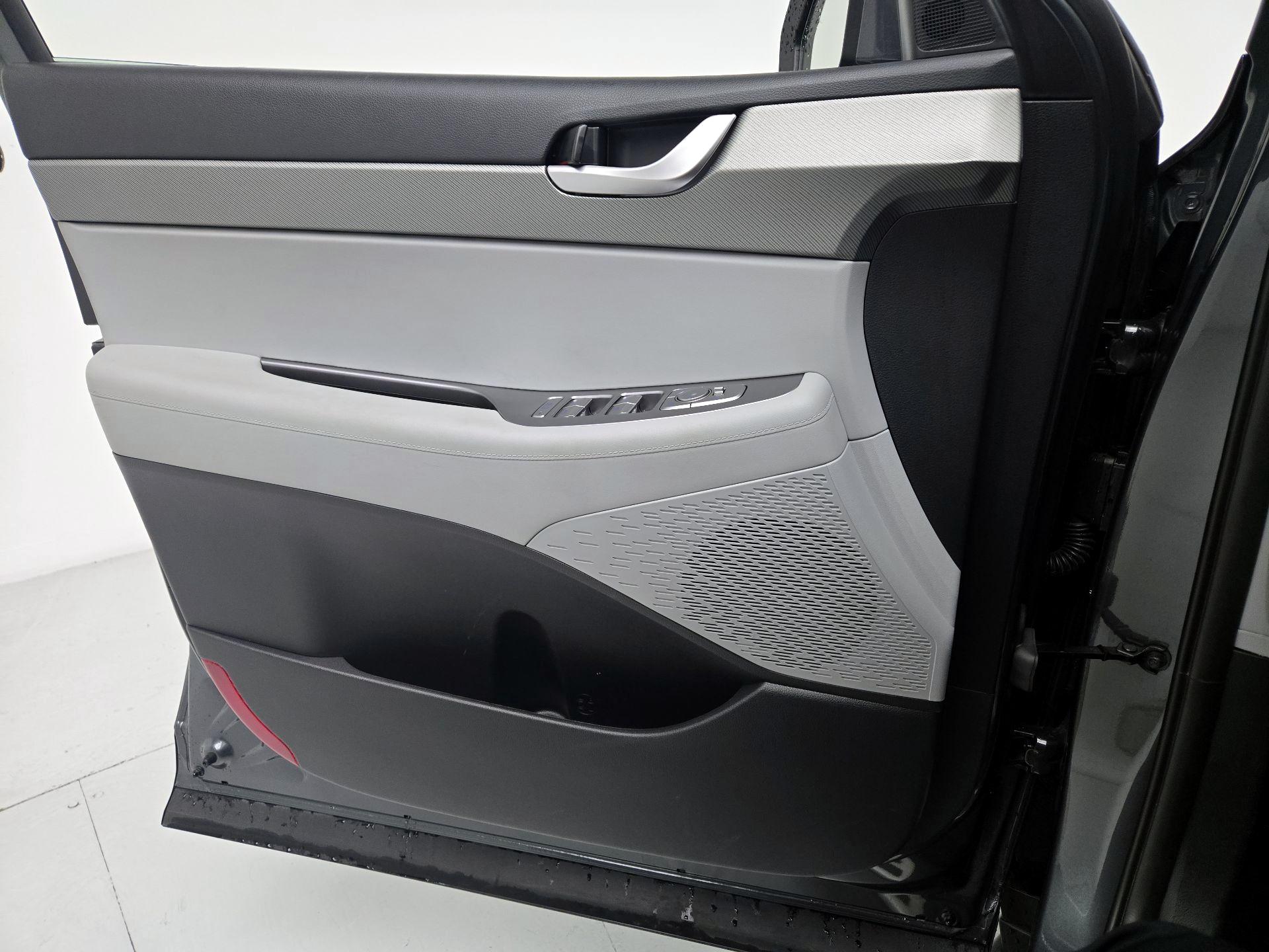 Thumbnail: 2023 Hyundai Palisade - 12