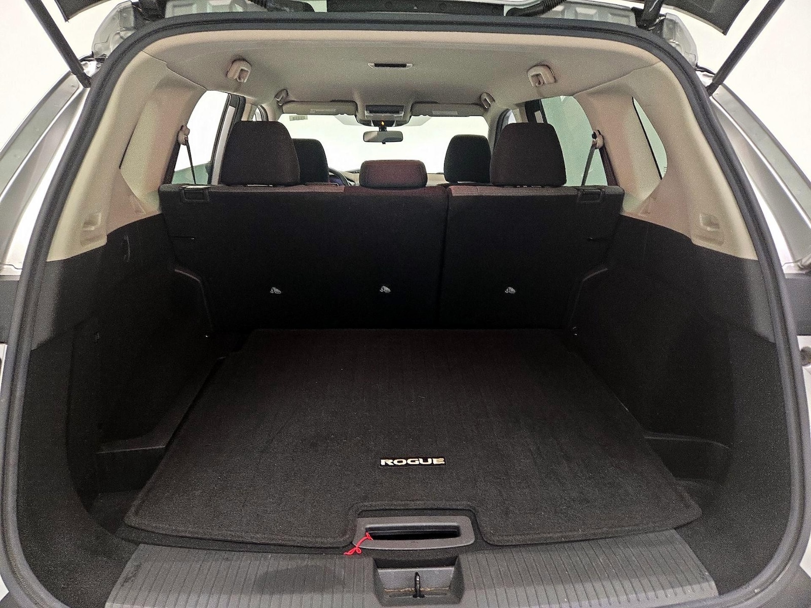 2021 Nissan Rogue SV - Photo 21