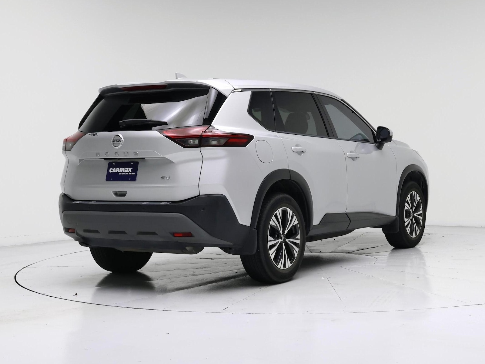 2021 Nissan Rogue SV - Photo 9