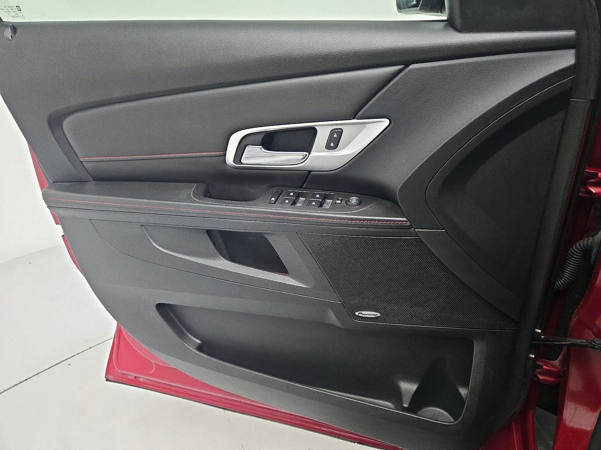 Thumbnail: 2015 GMC Terrain - 12