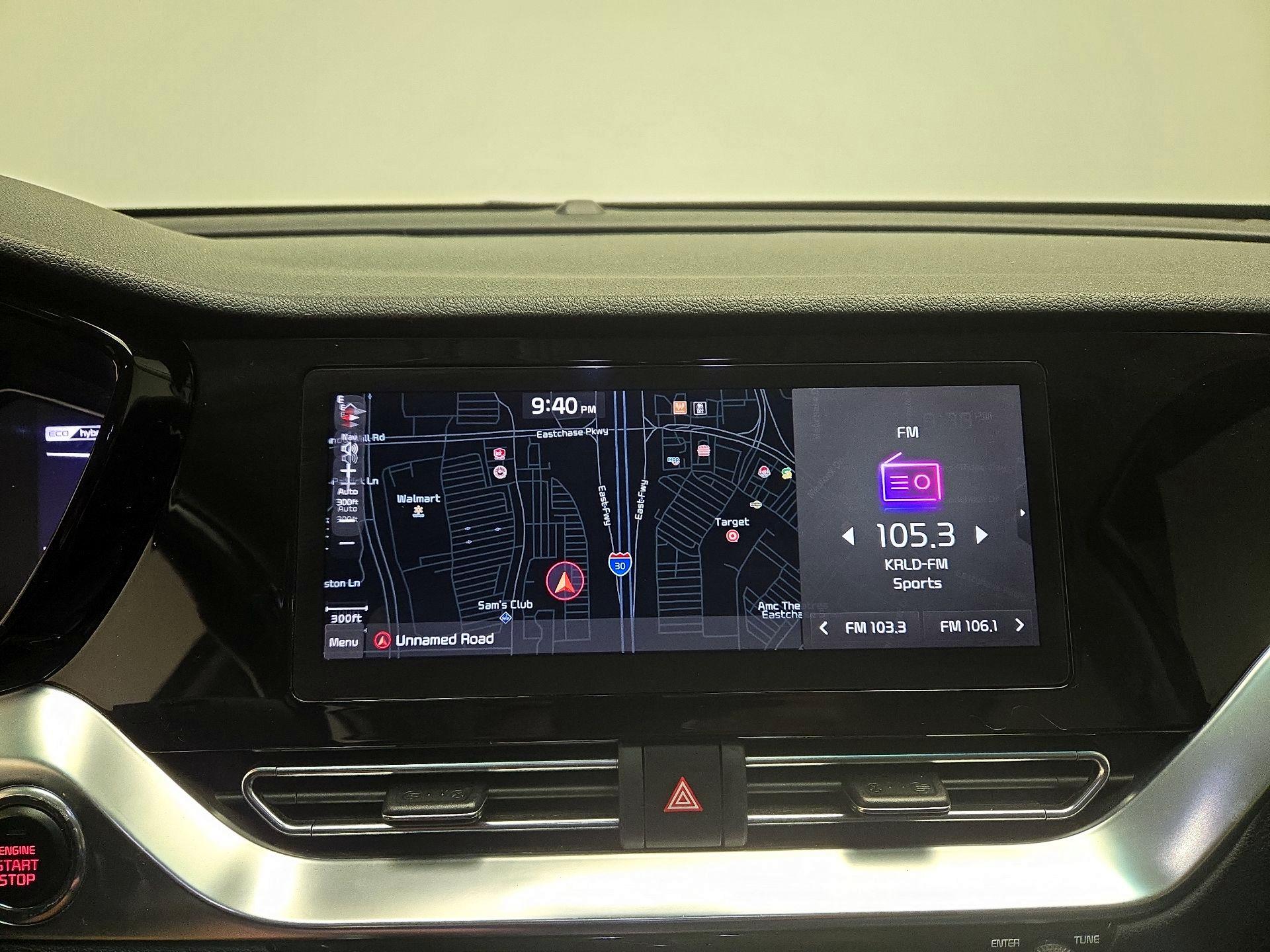 Thumbnail: 2022 Kia Niro - 14