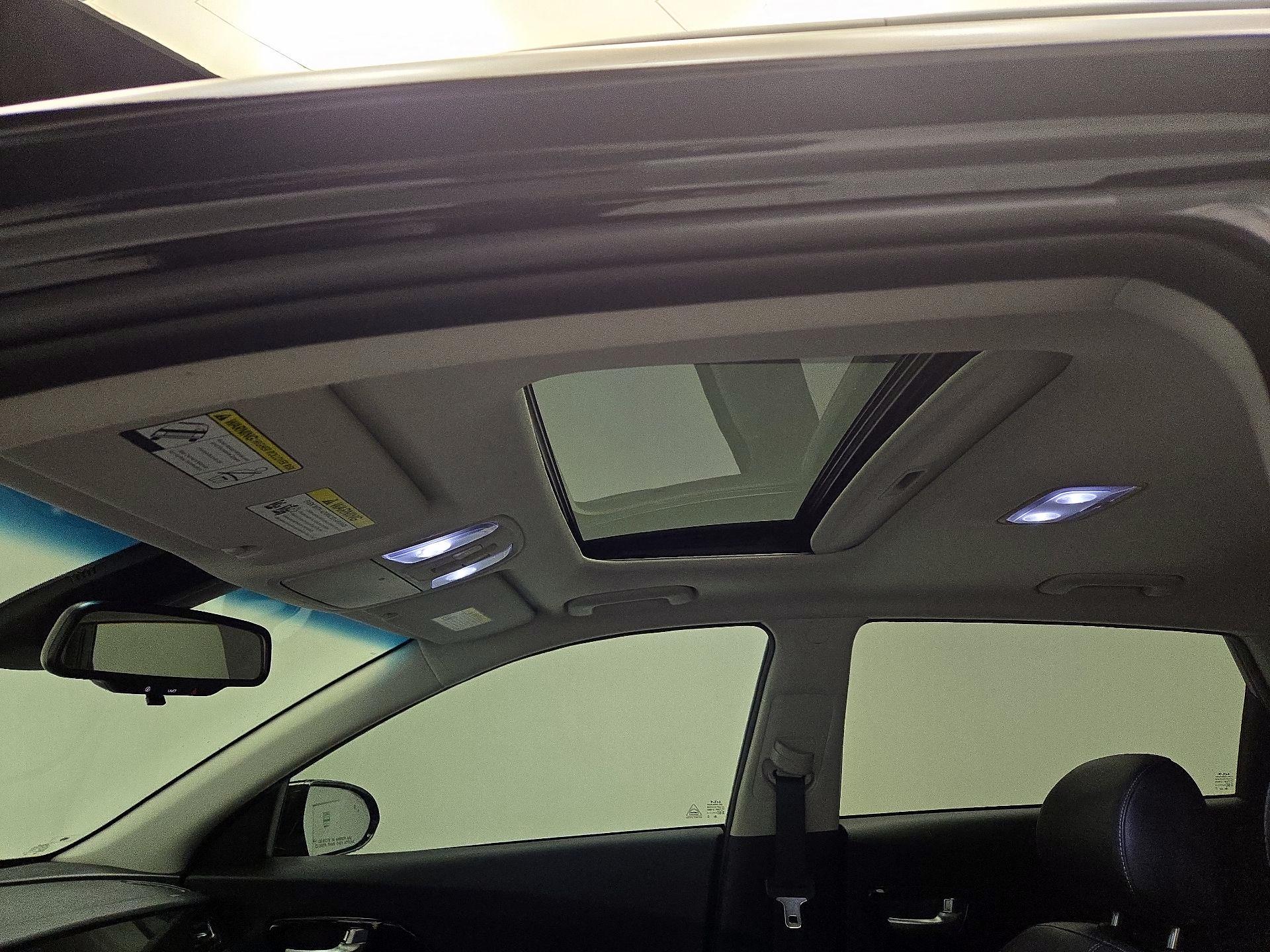 Thumbnail: 2022 Kia Niro - 20