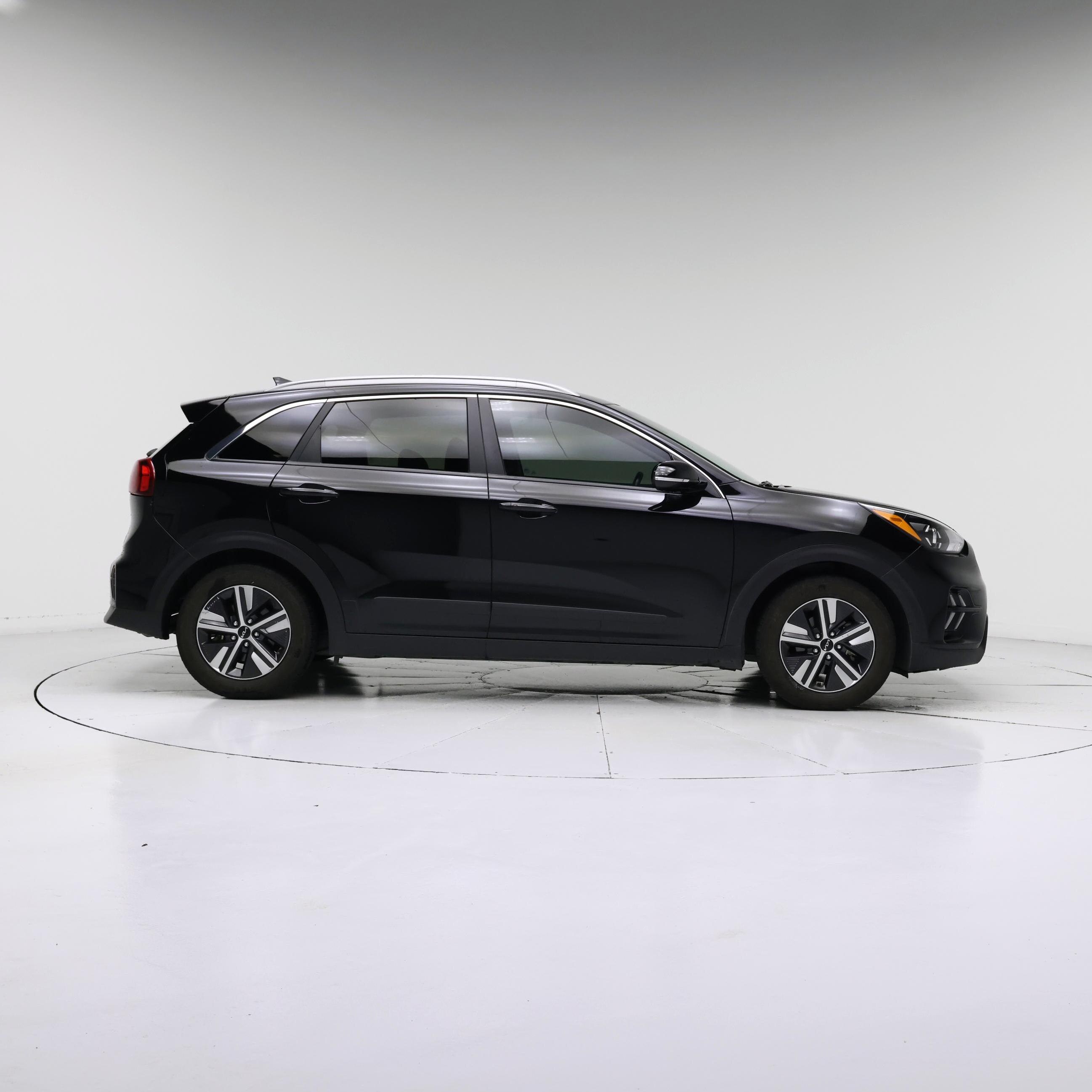 Thumbnail: 2022 Kia Niro - 7